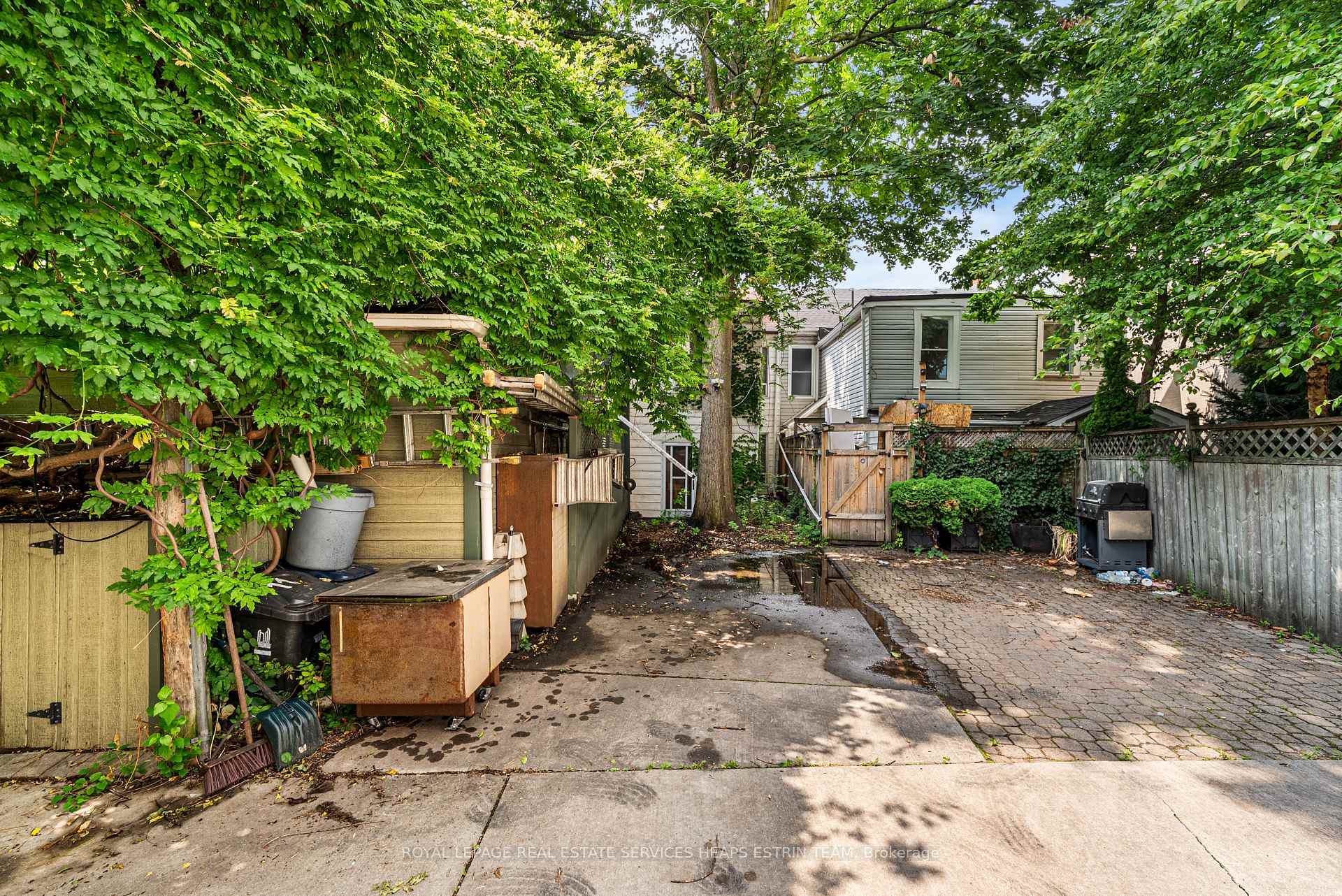 Photo 5 of 13 Bright Street, Toronto, Moss Park — HOMEH