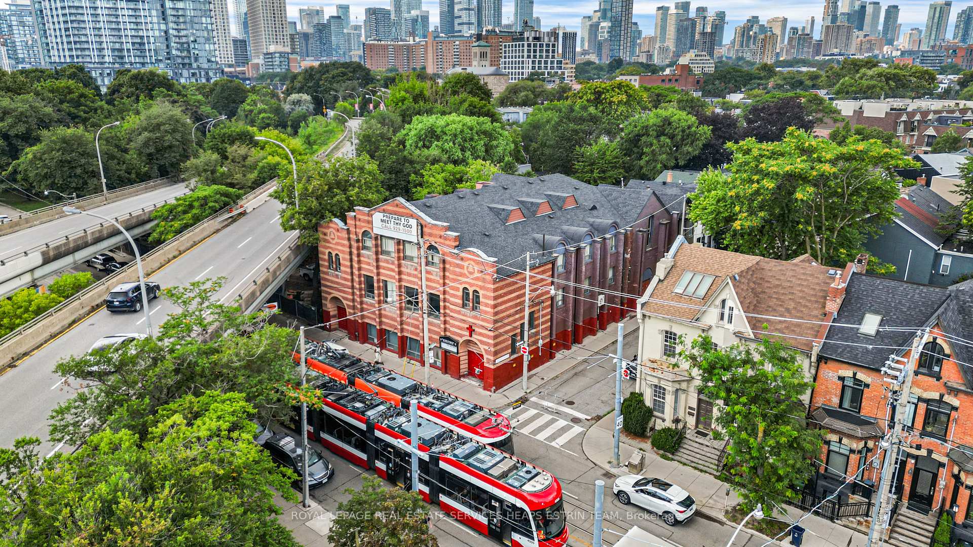 Photo 11 of 13 Bright Street, Toronto, Moss Park — HOMEH
