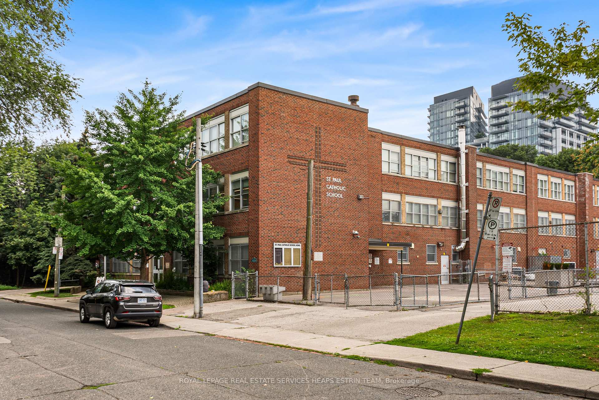 Photo 19 of 13 Bright Street, Toronto, Moss Park — HOMEH