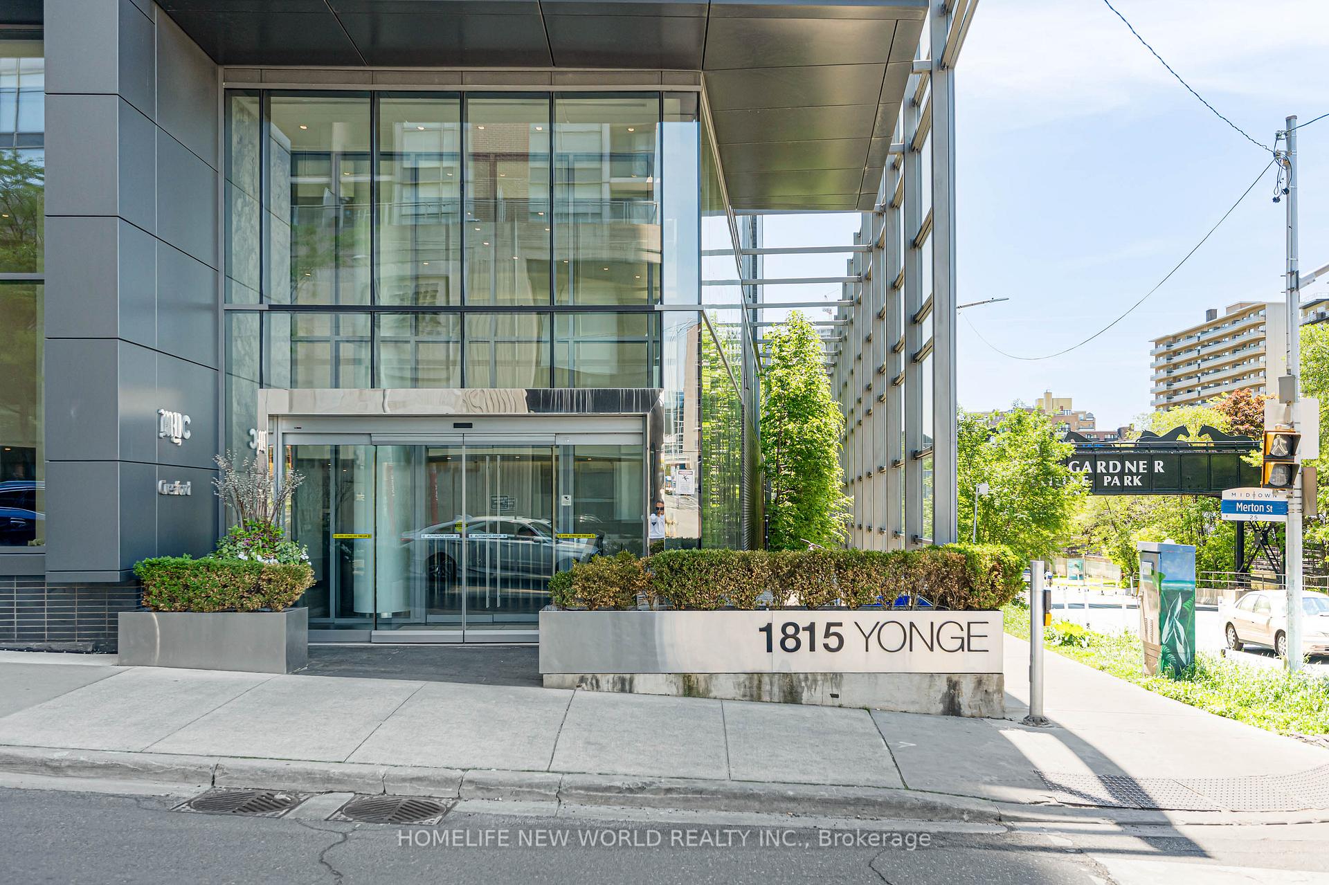 Photo 2 of Unit 1605, 1815 Yonge Street, Toronto, Mount Pleasant West — HOMEH