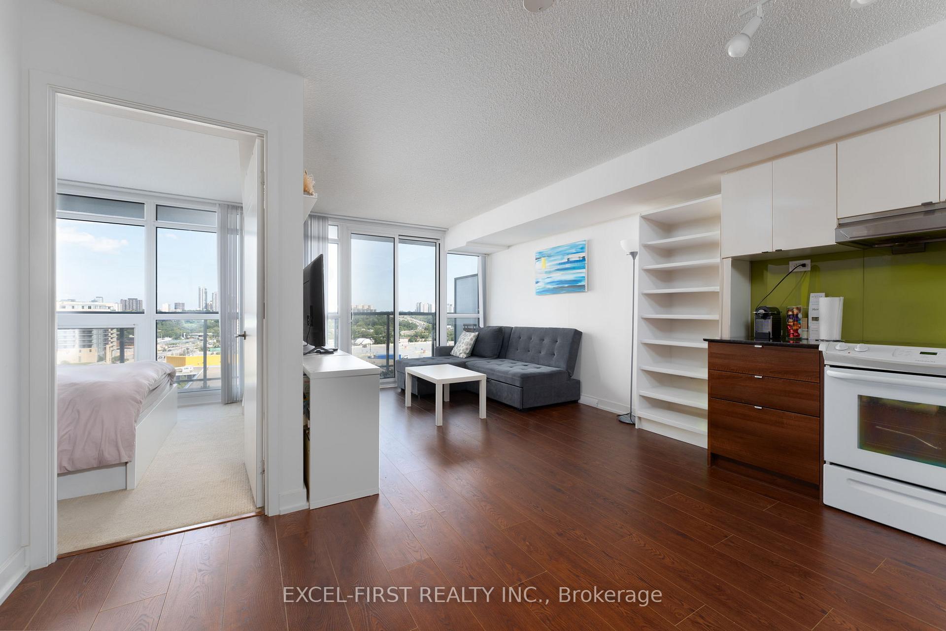 Photo 6 of Unit 903, 121 Mcmahon Drive E, North York, Bayview Village — HOMEH
