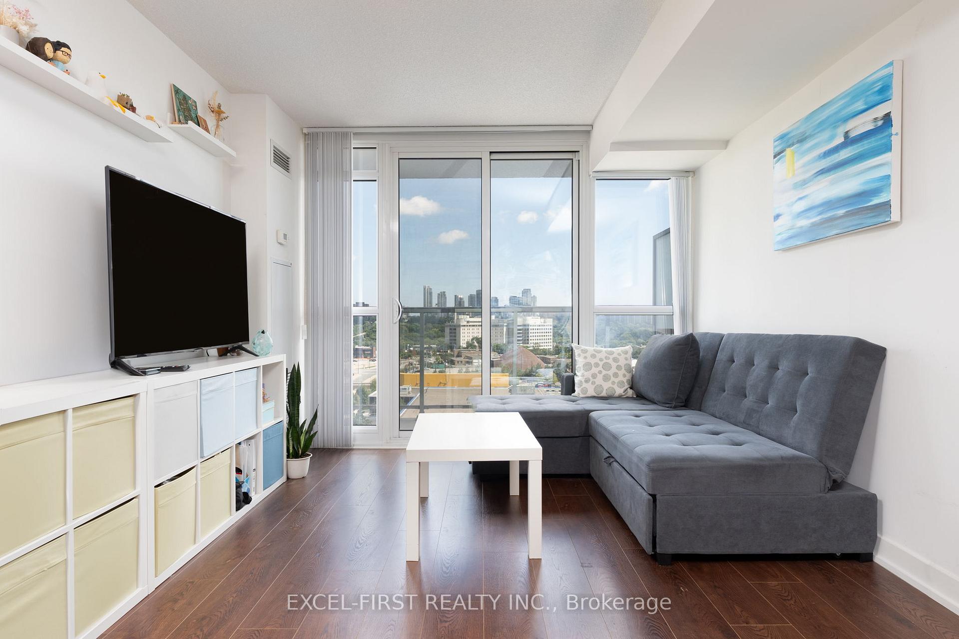 Photo 7 of Unit 903, 121 Mcmahon Drive E, North York, Bayview Village — HOMEH