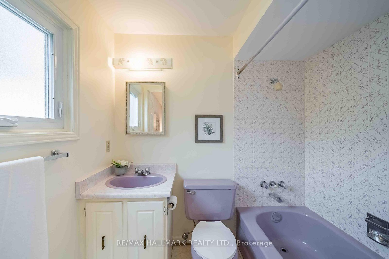 Photo 25 of 27 Sir Gawaine Place, Markham, Markham Village — HOMEH