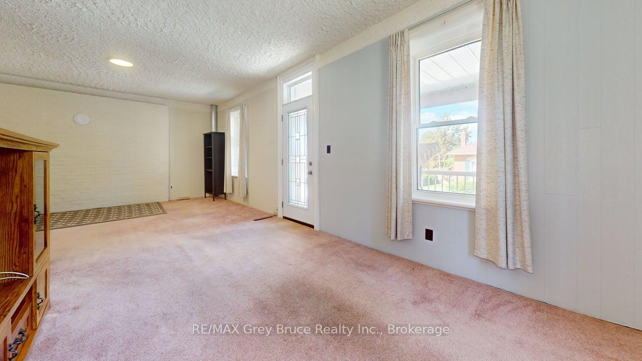Photo 19 of 53 3rd Street S, Arran-Elderslie — HOMEH