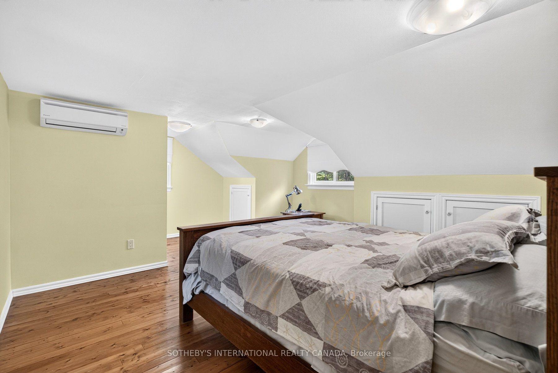 Photo 13 of 1375 Caroline Street, Burlington, Brant — HOMEH