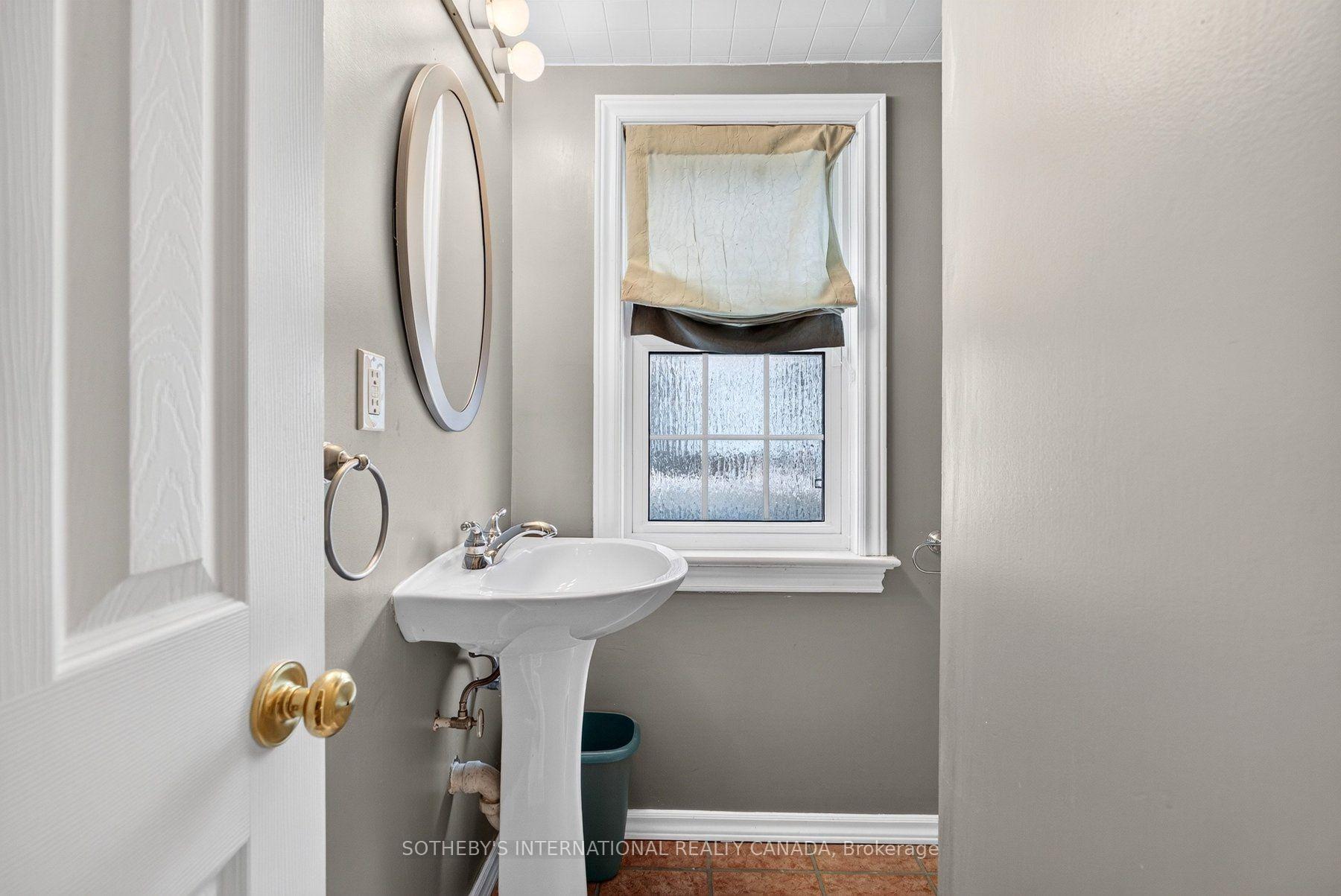 Photo 14 of 1375 Caroline Street, Burlington, Brant — HOMEH