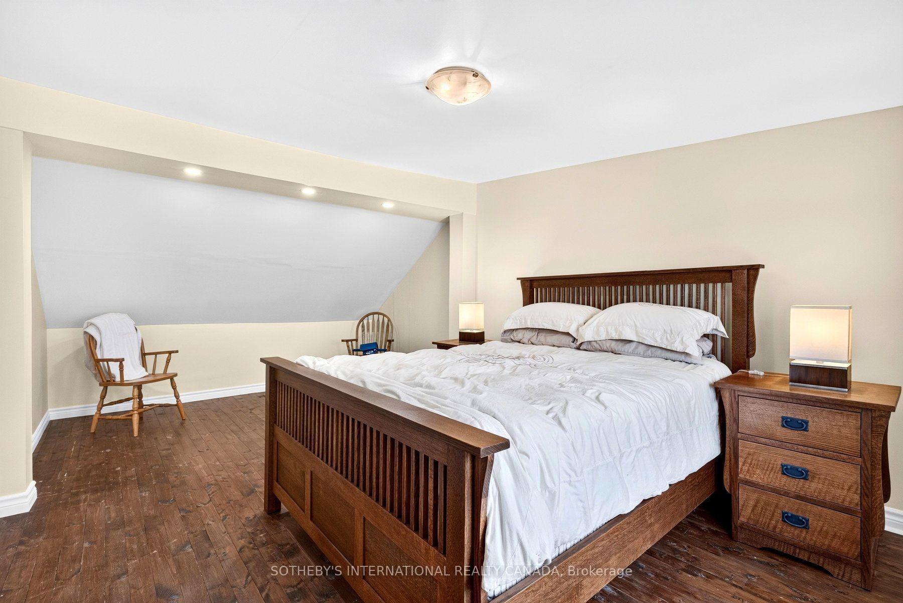Photo 17 of 1375 Caroline Street, Burlington, Brant — HOMEH