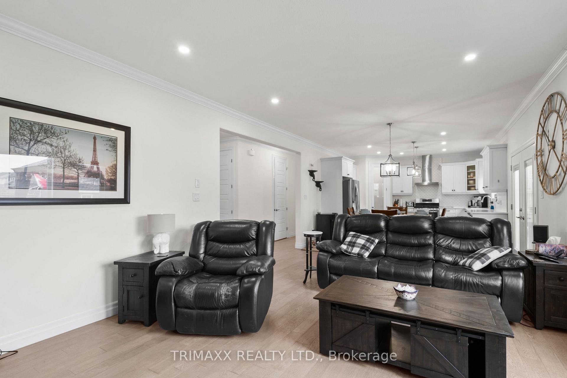 Photo 8 of 31 Thames Springs Crescent, Zorra, Thamesford — HOMEH