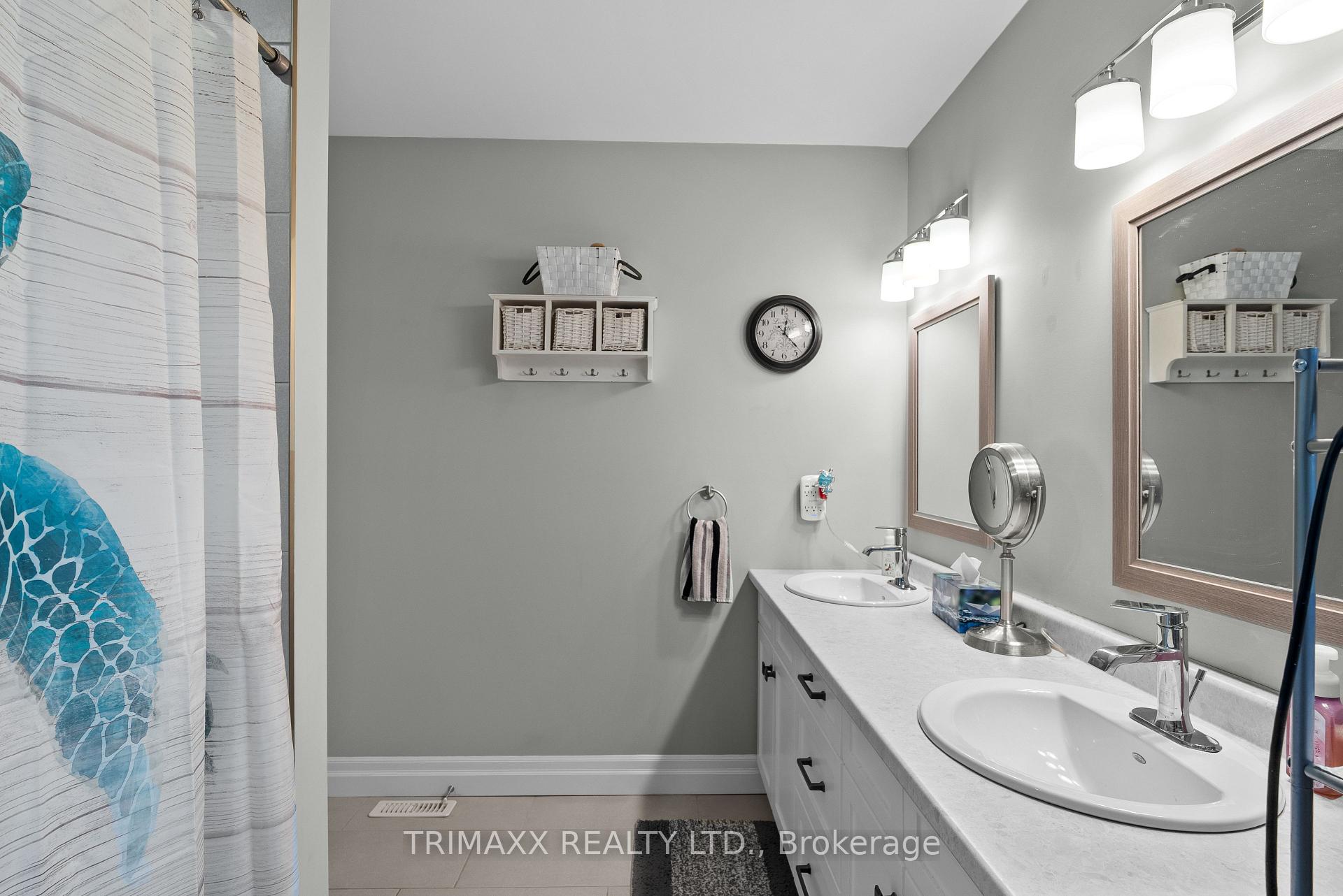 Photo 24 of 31 Thames Springs Crescent, Zorra, Thamesford — HOMEH
