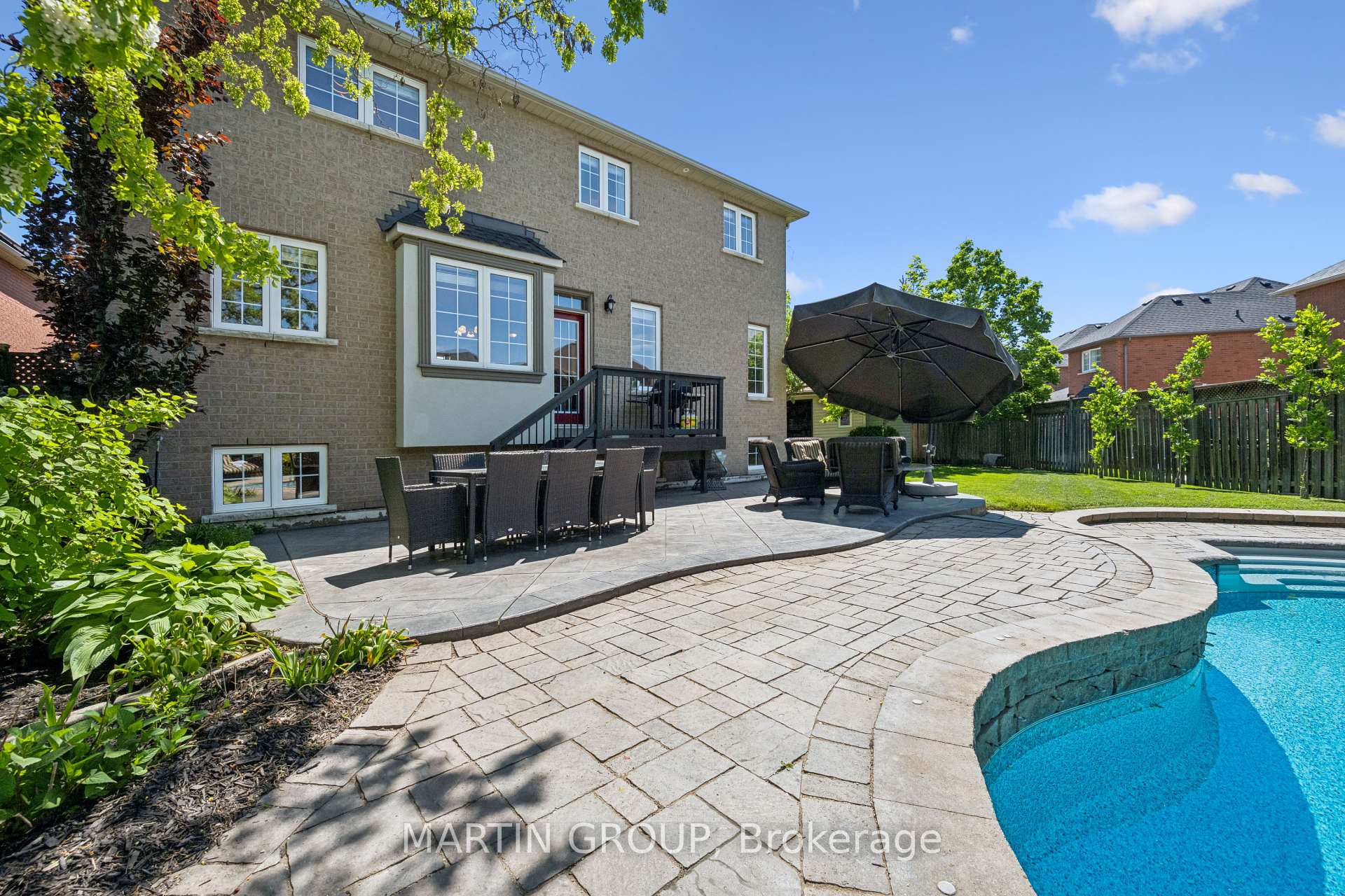 Photo 7 of 2283 Briargrove Circle, Oakville, Westmount — HOMEH