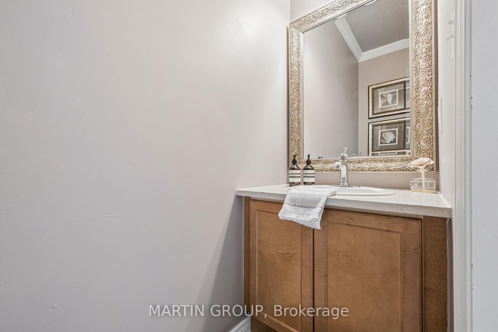 Photo 23 of 2283 Briargrove Circle, Oakville, Westmount — HOMEH