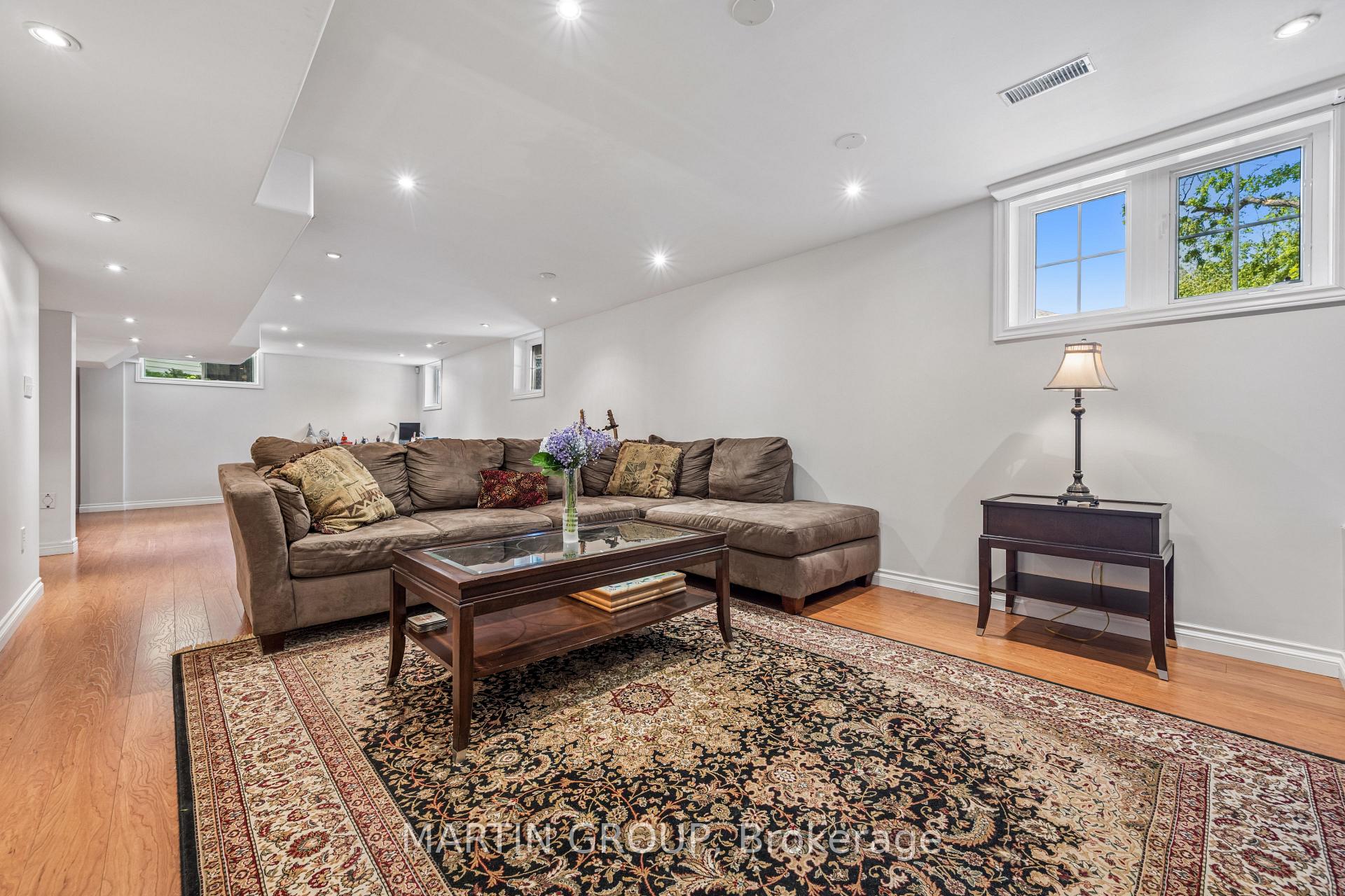 Photo 43 of 2283 Briargrove Circle, Oakville, Westmount — HOMEH
