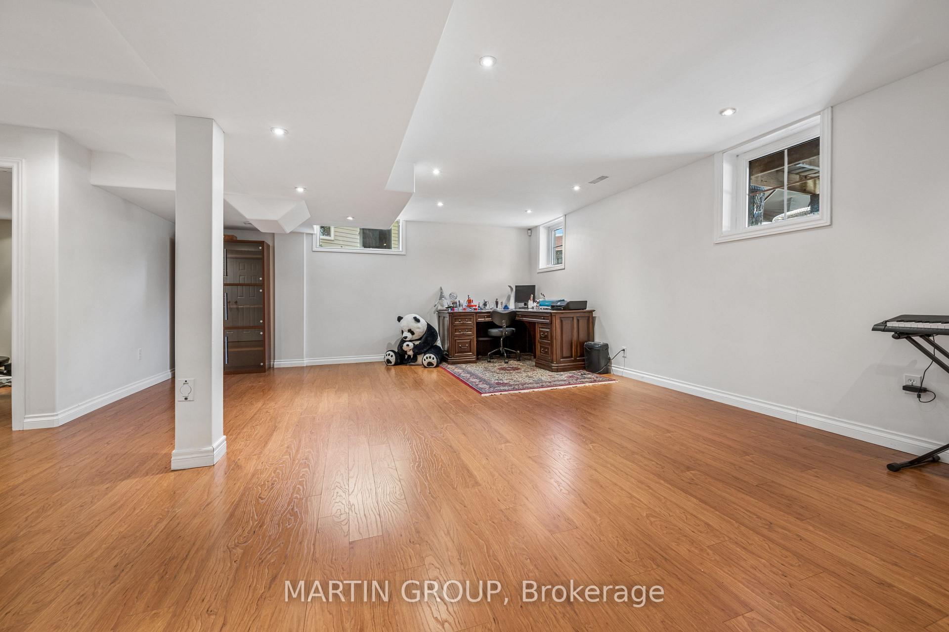 Photo 44 of 2283 Briargrove Circle, Oakville, Westmount — HOMEH