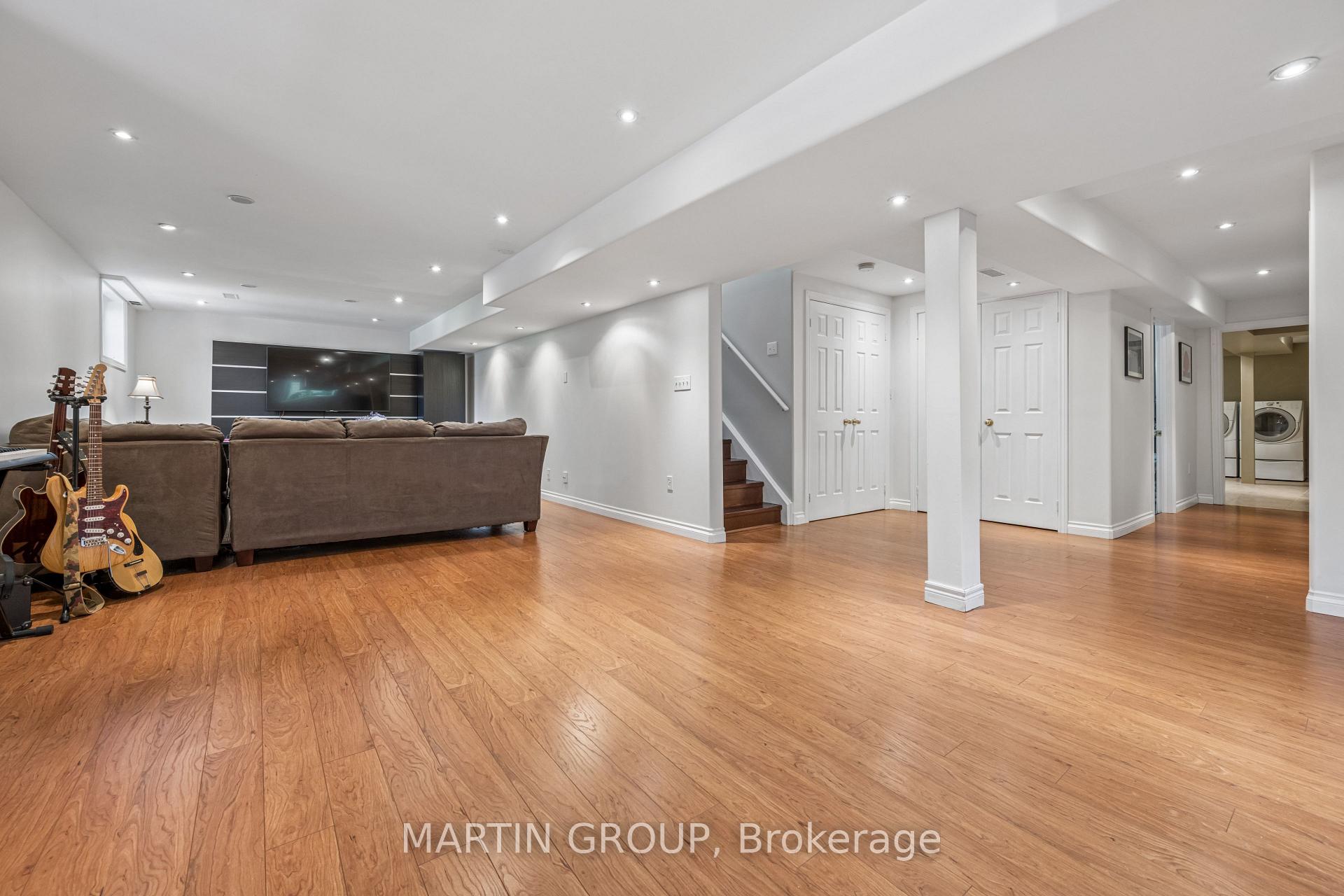 Photo 45 of 2283 Briargrove Circle, Oakville, Westmount — HOMEH