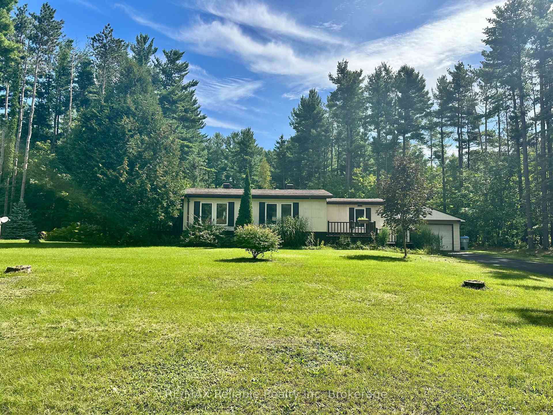 Photo of 118 Tamarack Drive