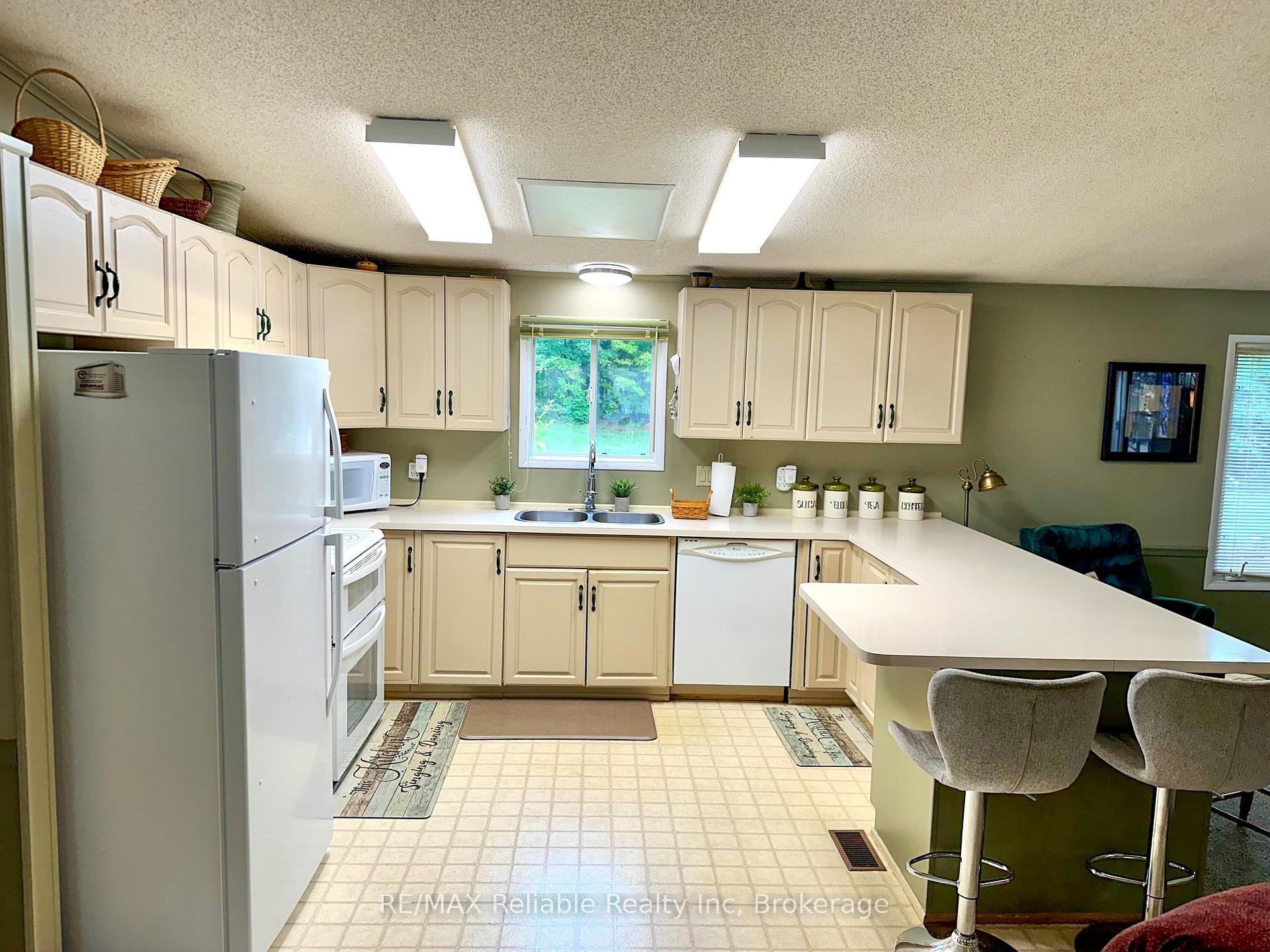 Photo 24 of 118 Tamarack Drive, Central Huron, Goderich — HOMEH
