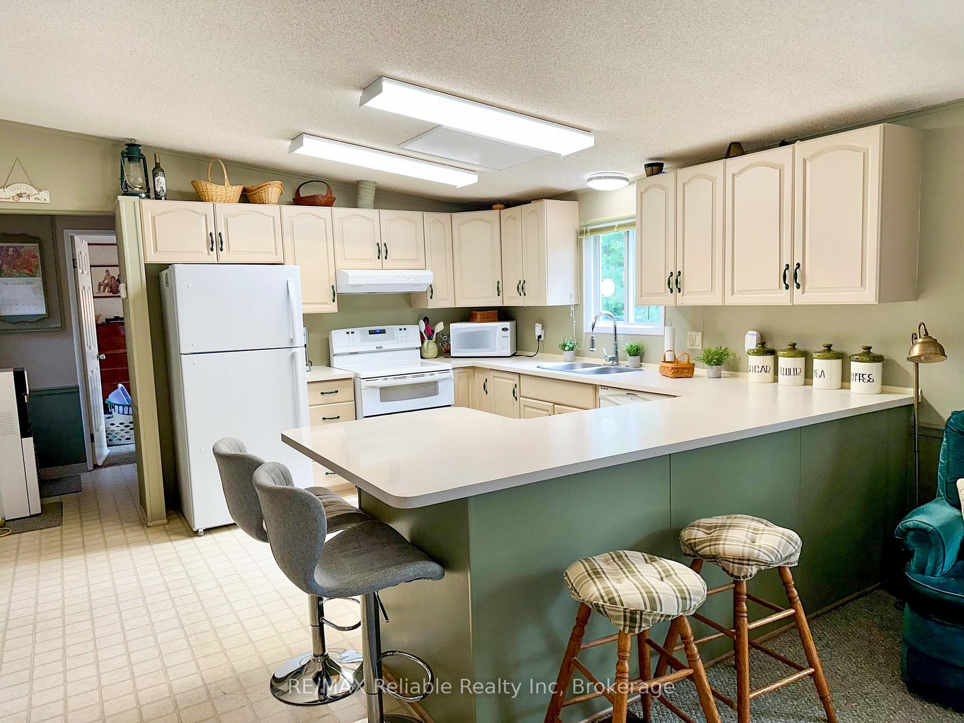 Photo 26 of 118 Tamarack Drive, Central Huron, Goderich — HOMEH
