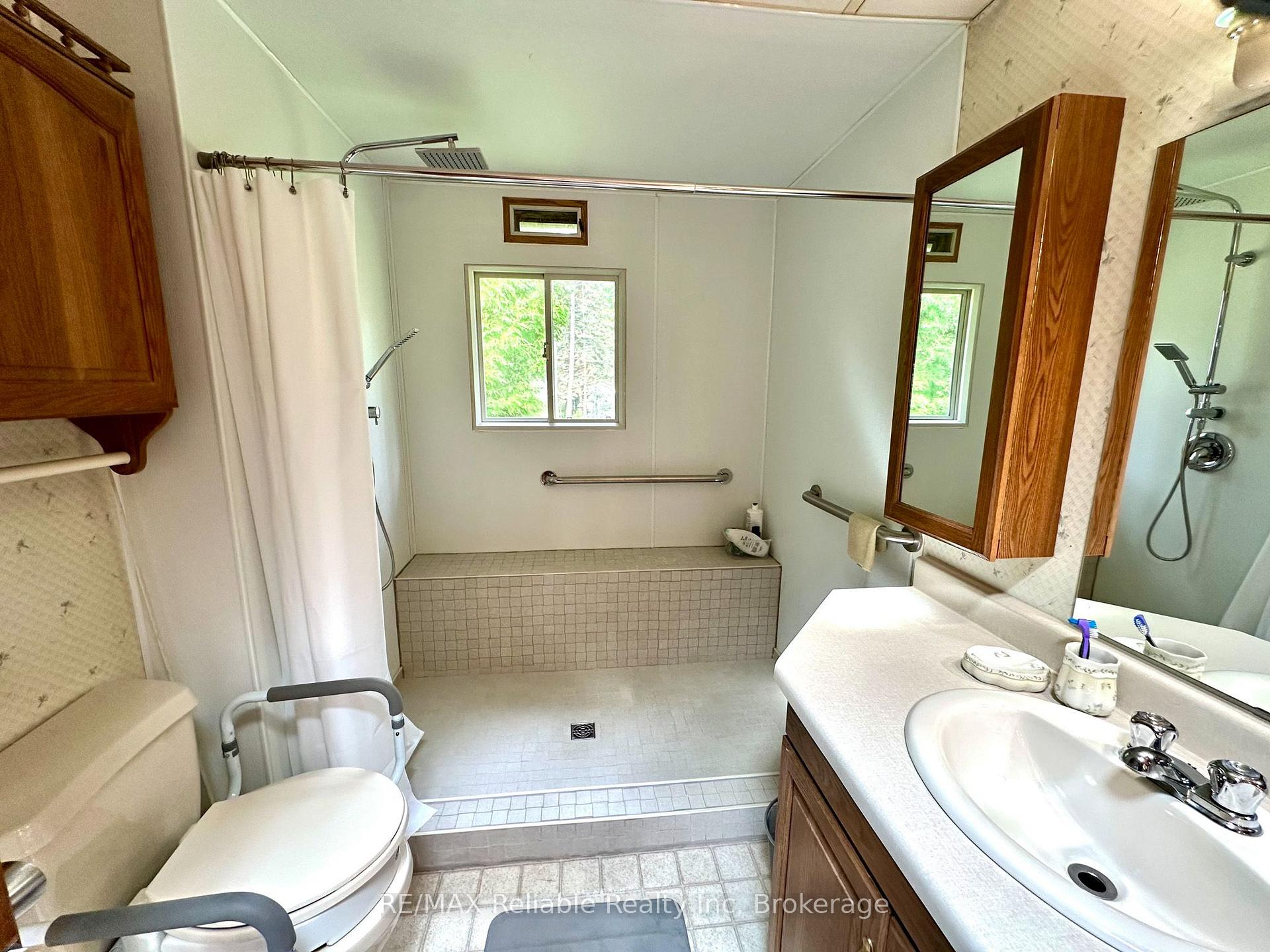 Photo 34 of 118 Tamarack Drive, Central Huron, Goderich — HOMEH