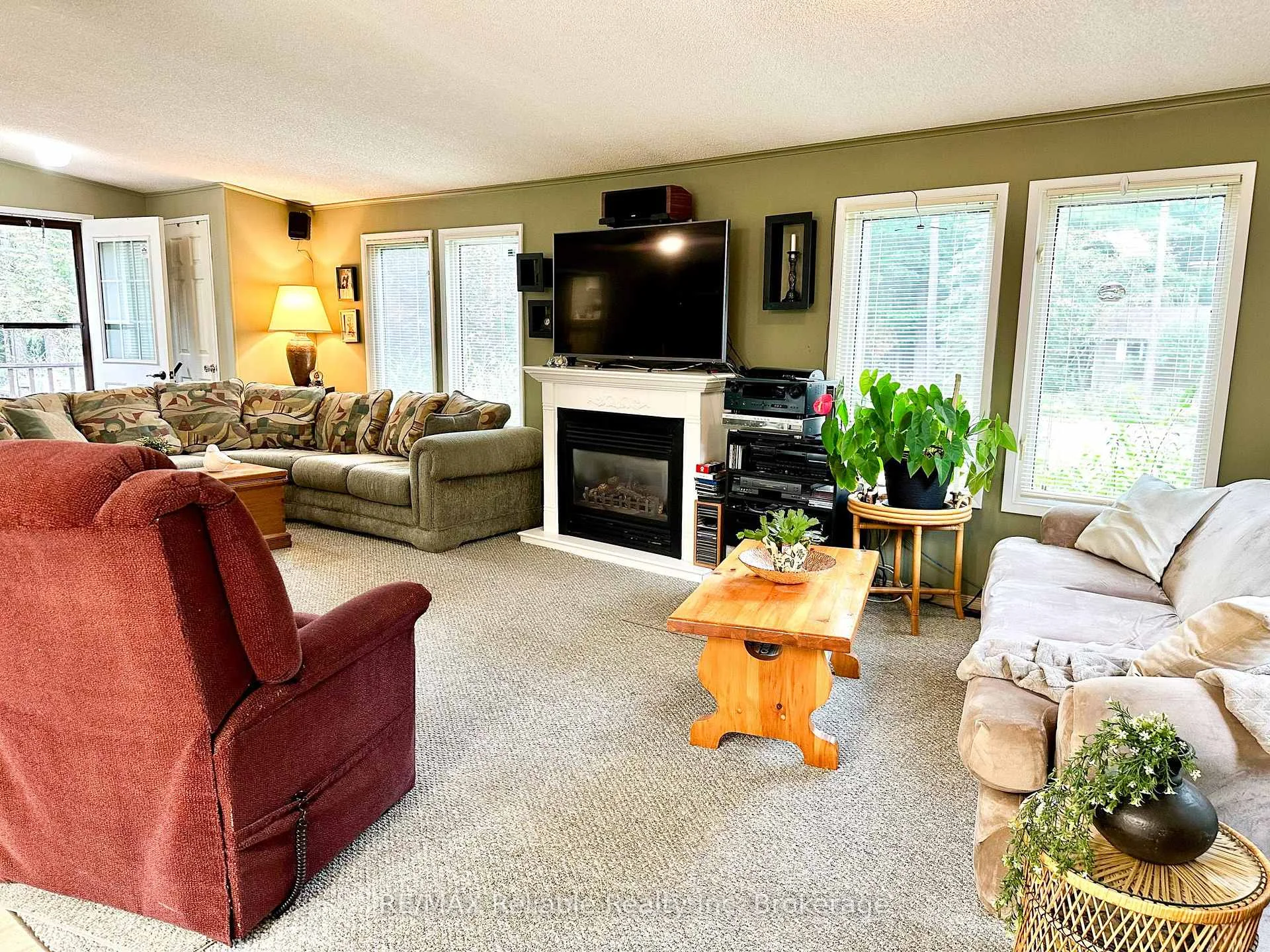 Photo 13 of 118 Tamarack Drive, Central Huron, Goderich — HOMEH