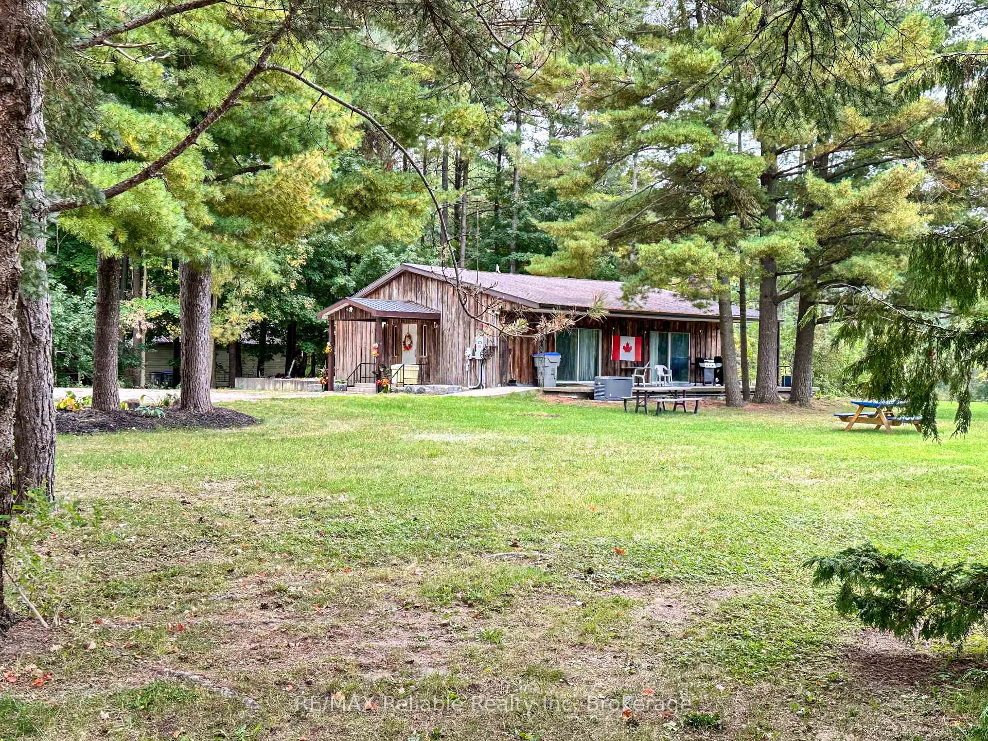 Photo 44 of 118 Tamarack Drive, Central Huron, Goderich — HOMEH