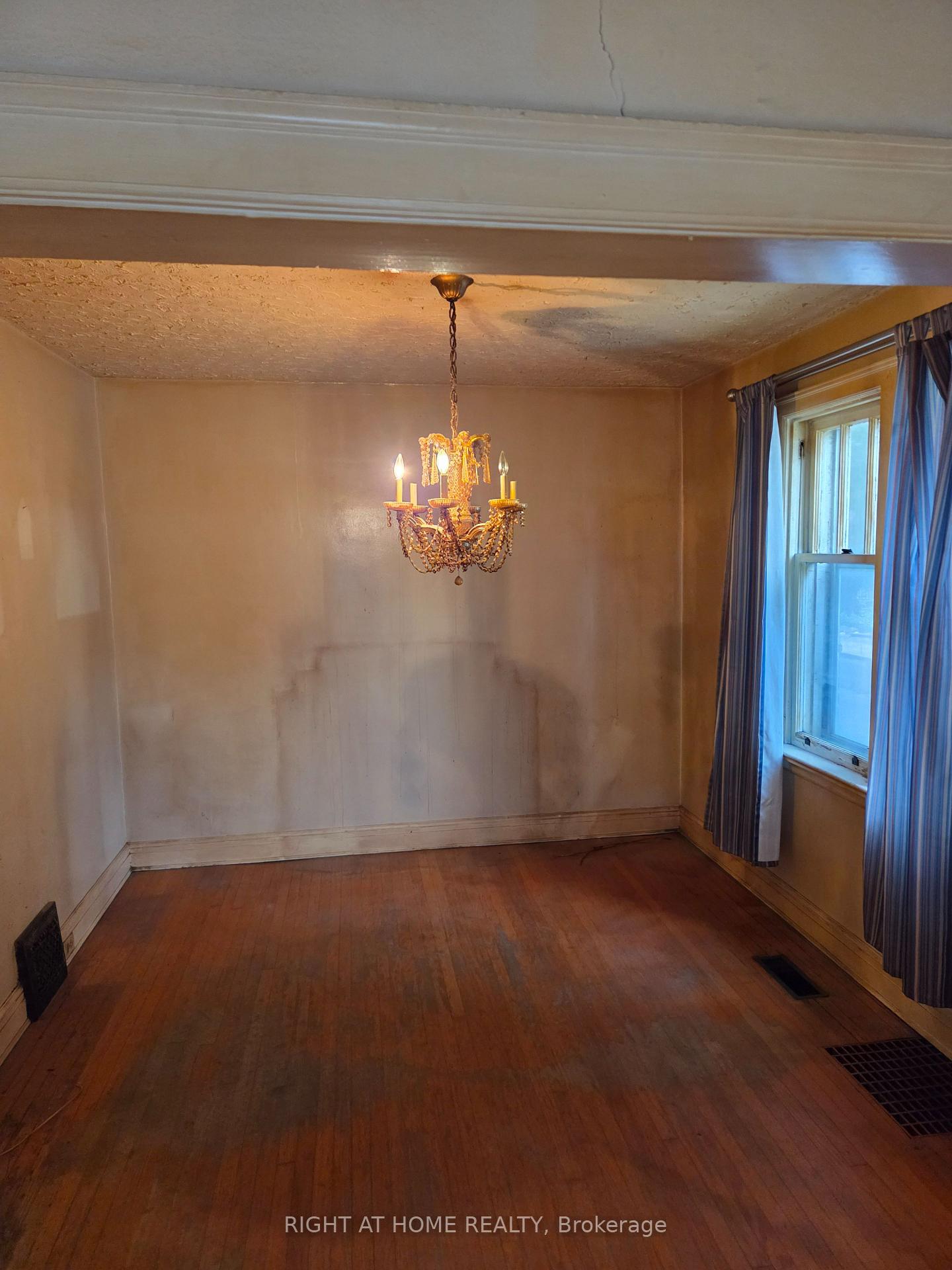 Photo 4 of 88 Lees Avenue, Ottawa, Ottawa East — HOMEH