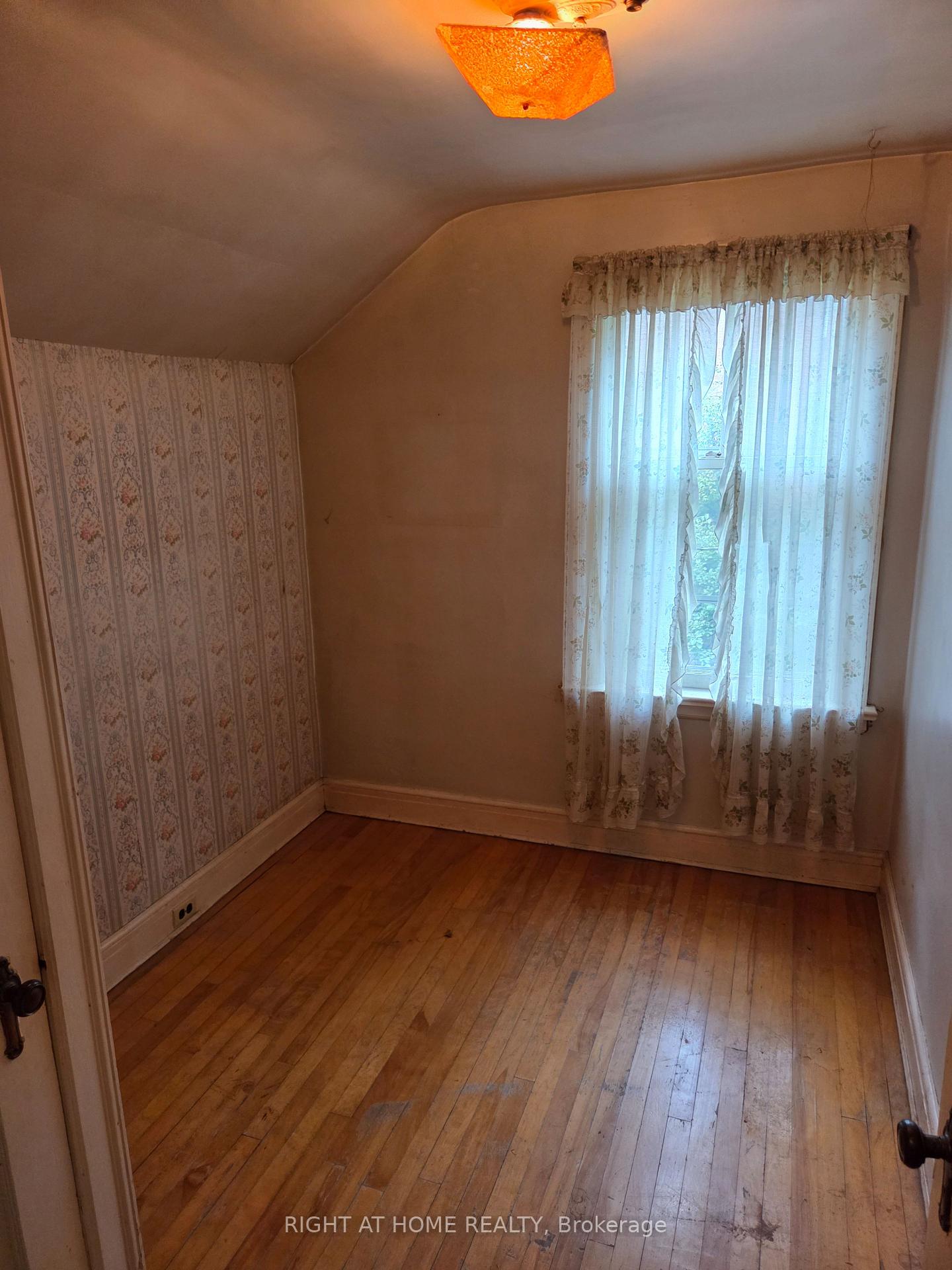 Photo 12 of 88 Lees Avenue, Ottawa, Ottawa East — HOMEH
