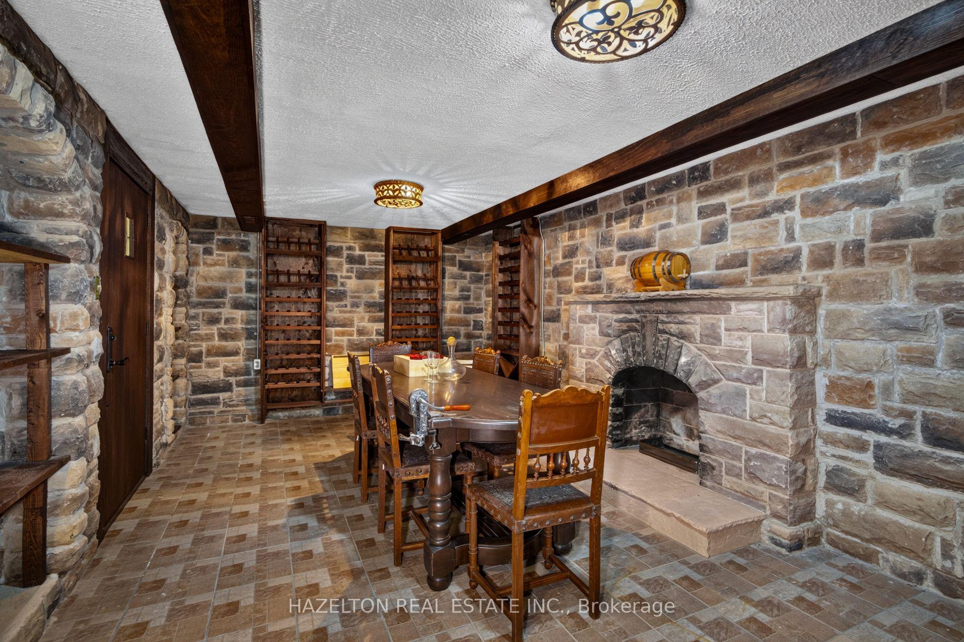 Photo 33 of 246 Riverside Drive, Toronto, High Park-Swansea — HOMEH