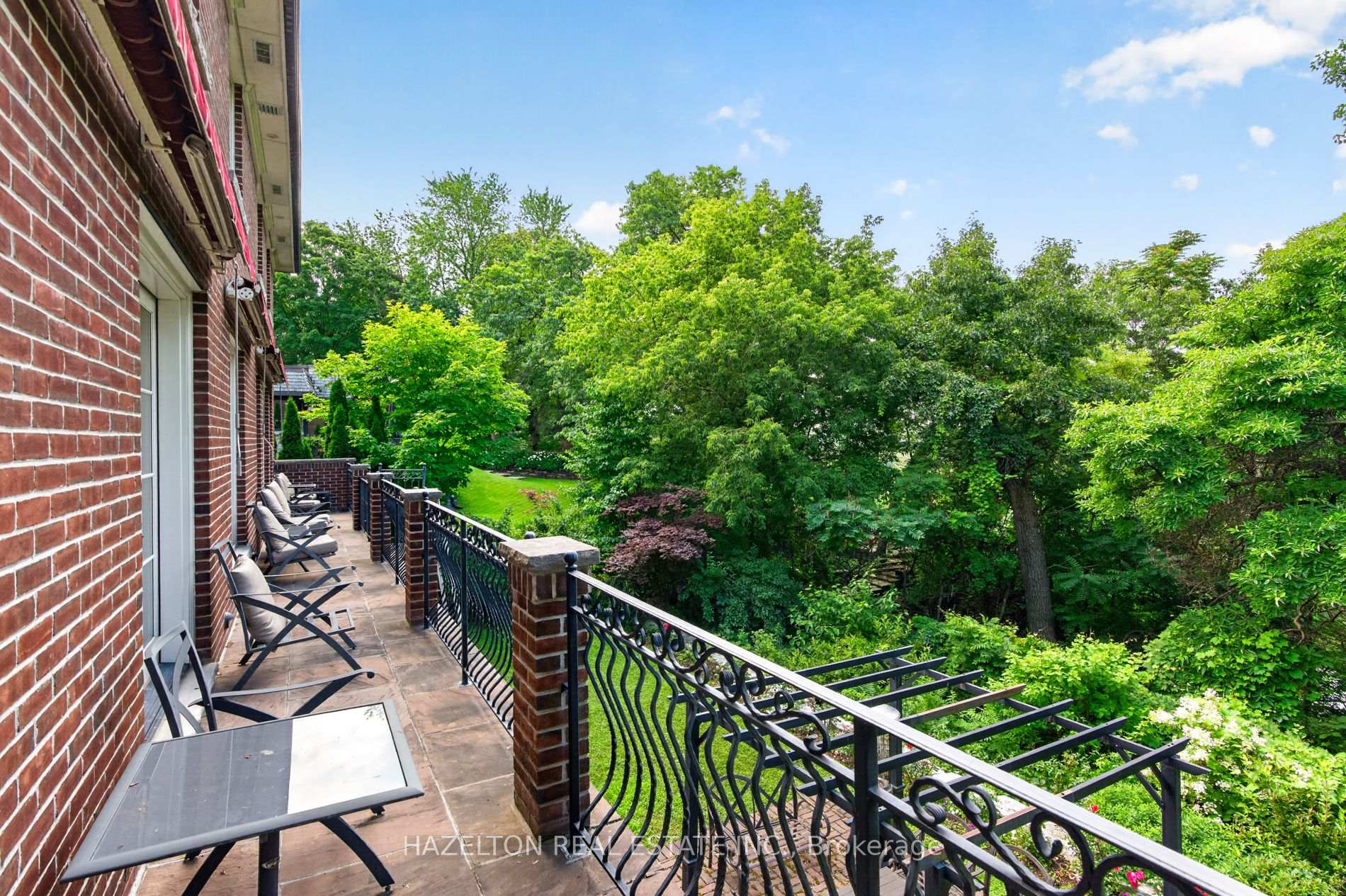 Photo 42 of 246 Riverside Drive, Toronto, High Park-Swansea — HOMEH