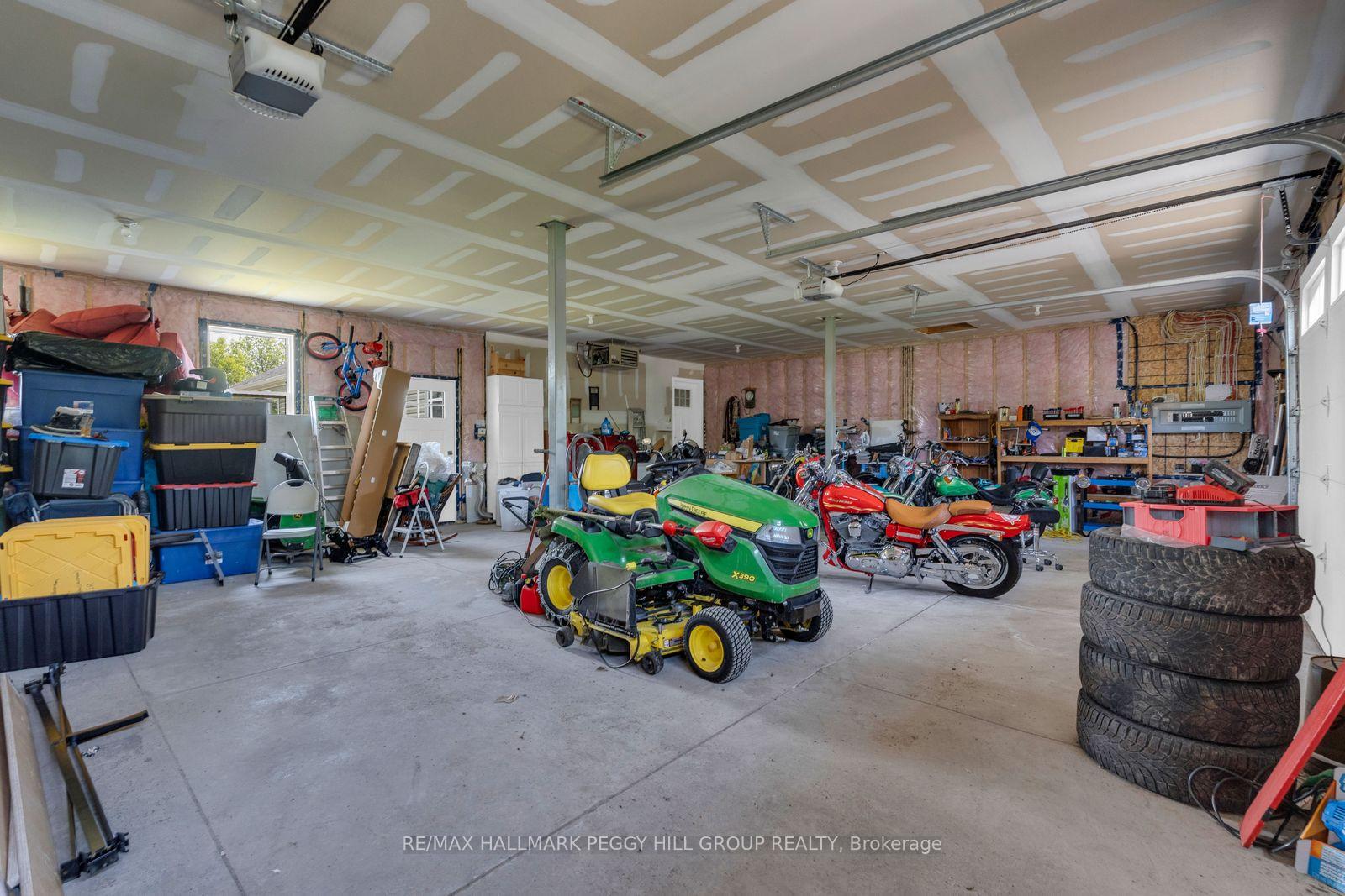 Photo 10 of 8709 9th Line, Essa, Colwell — HOMEH