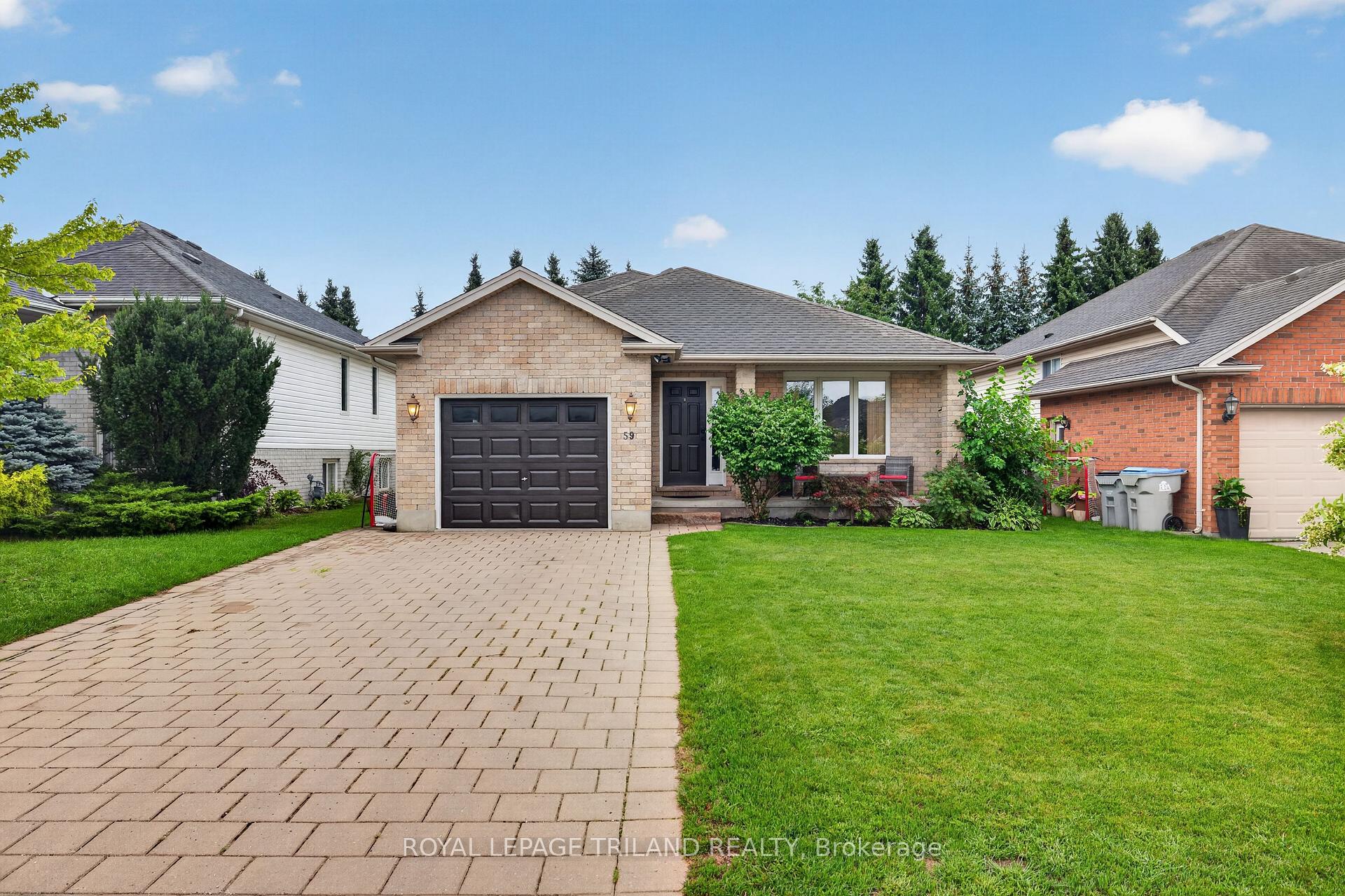 Photo 1 of 59 Queensway Drive, Strathroy-Caradoc, SE — HOMEH