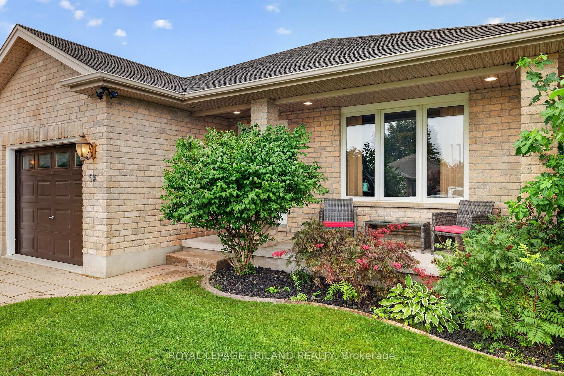 Photo 5 of 59 Queensway Drive, Strathroy-Caradoc, SE — HOMEH