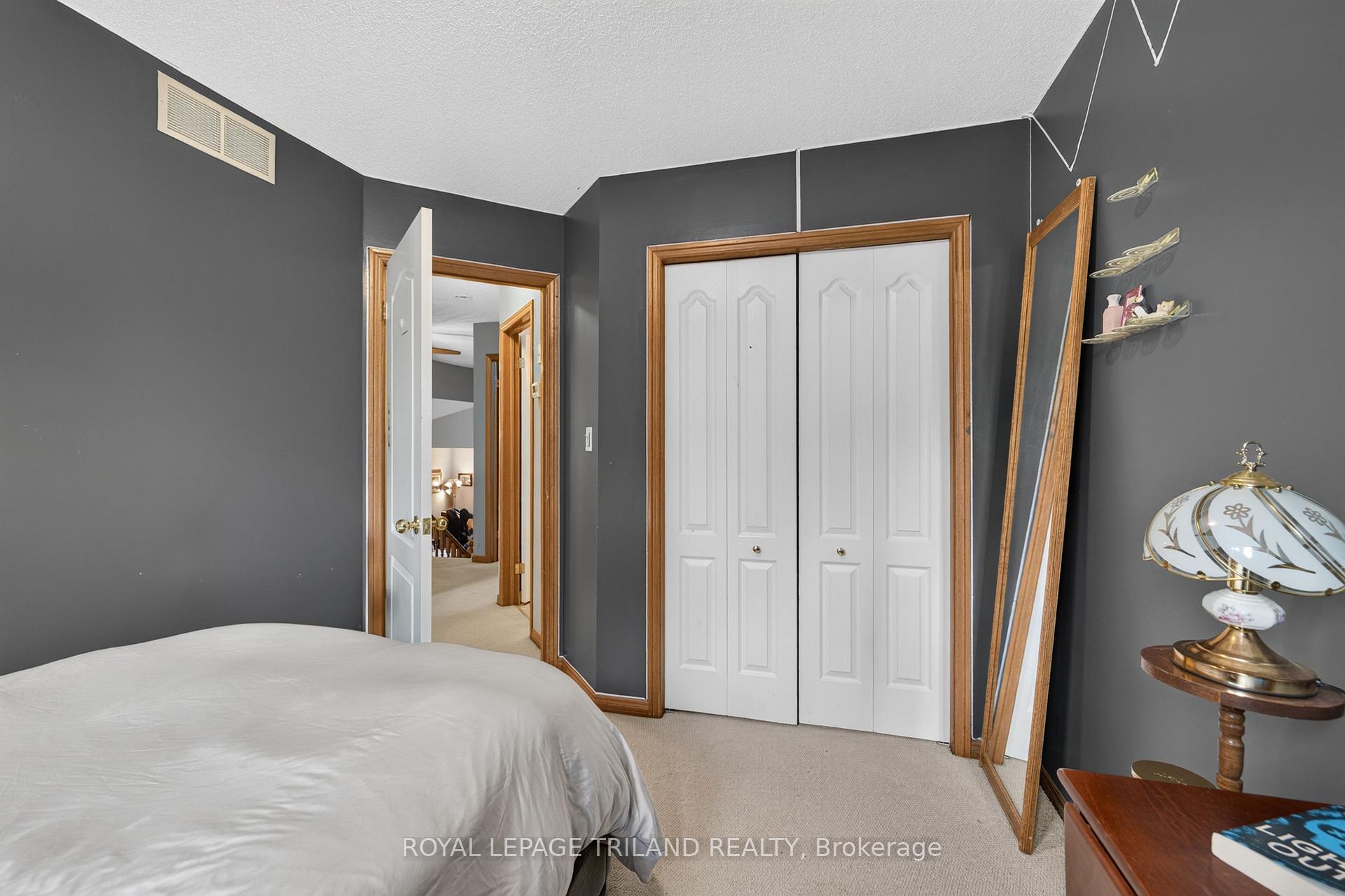 Photo 21 of 59 Queensway Drive, Strathroy-Caradoc, SE — HOMEH