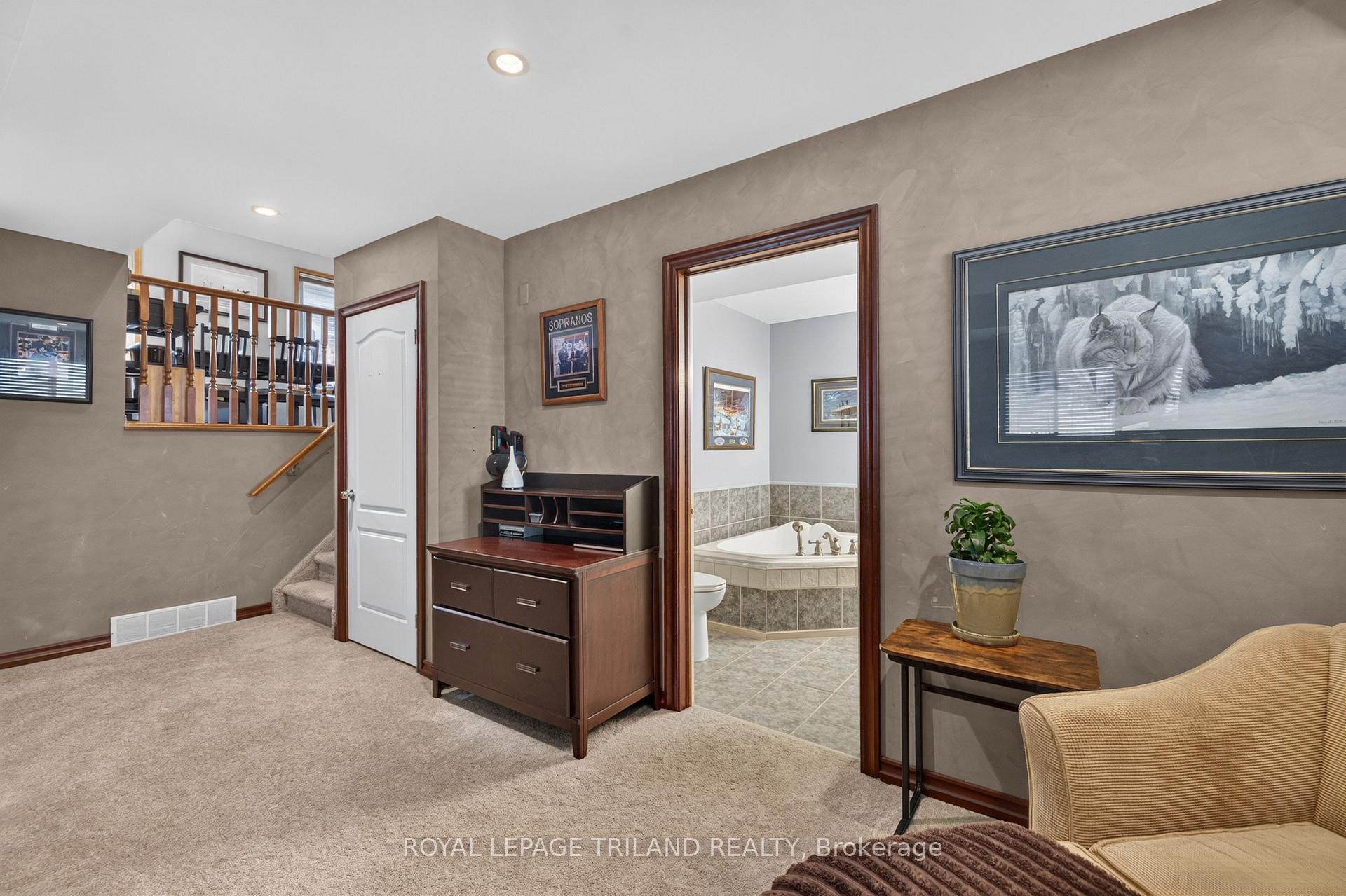 Photo 29 of 59 Queensway Drive, Strathroy-Caradoc, SE — HOMEH