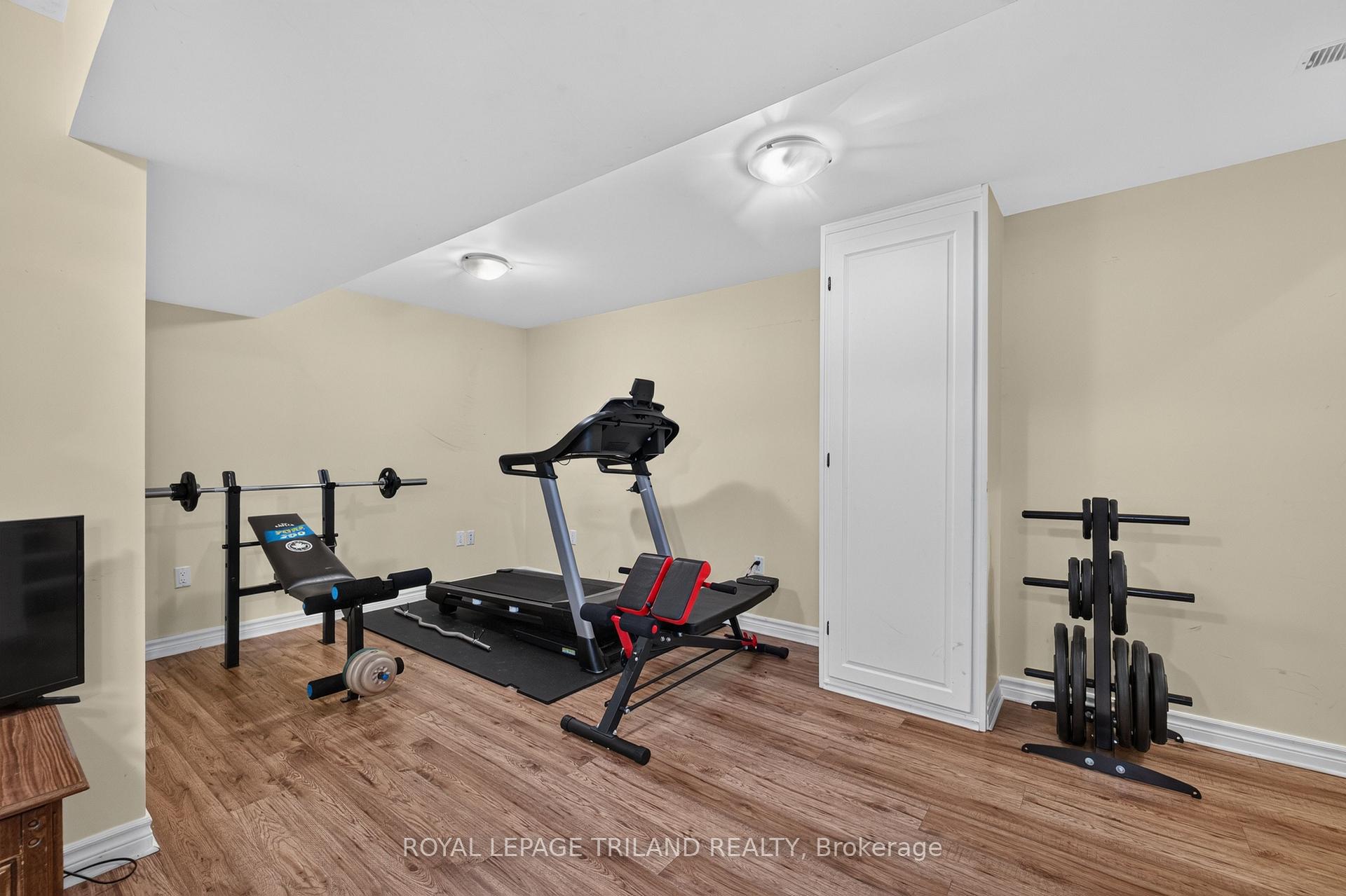 Photo 32 of 59 Queensway Drive, Strathroy-Caradoc, SE — HOMEH