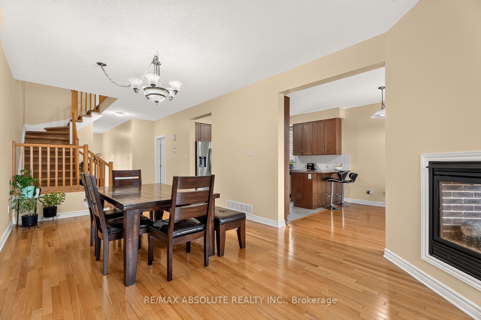 Photo 10 of 1070 Northgraves Crescent, Ottawa, Kanata - Emerald Meadows/Trailwest — HOMEH