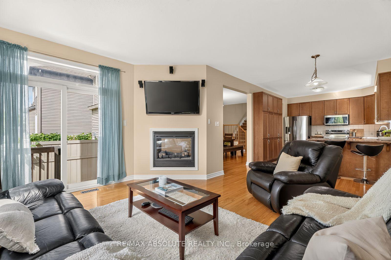 Photo 17 of 1070 Northgraves Crescent, Ottawa, Kanata - Emerald Meadows/Trailwest — HOMEH