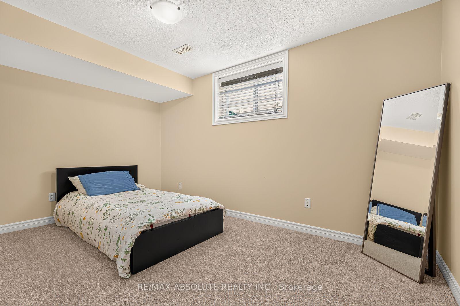 Photo 31 of 1070 Northgraves Crescent, Ottawa, Kanata - Emerald Meadows/Trailwest — HOMEH