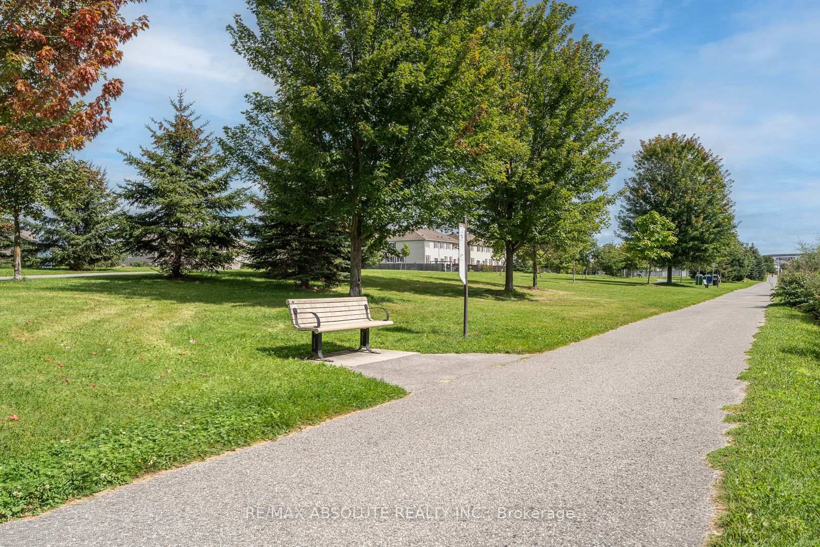 Photo 35 of 1070 Northgraves Crescent, Ottawa, Kanata - Emerald Meadows/Trailwest — HOMEH