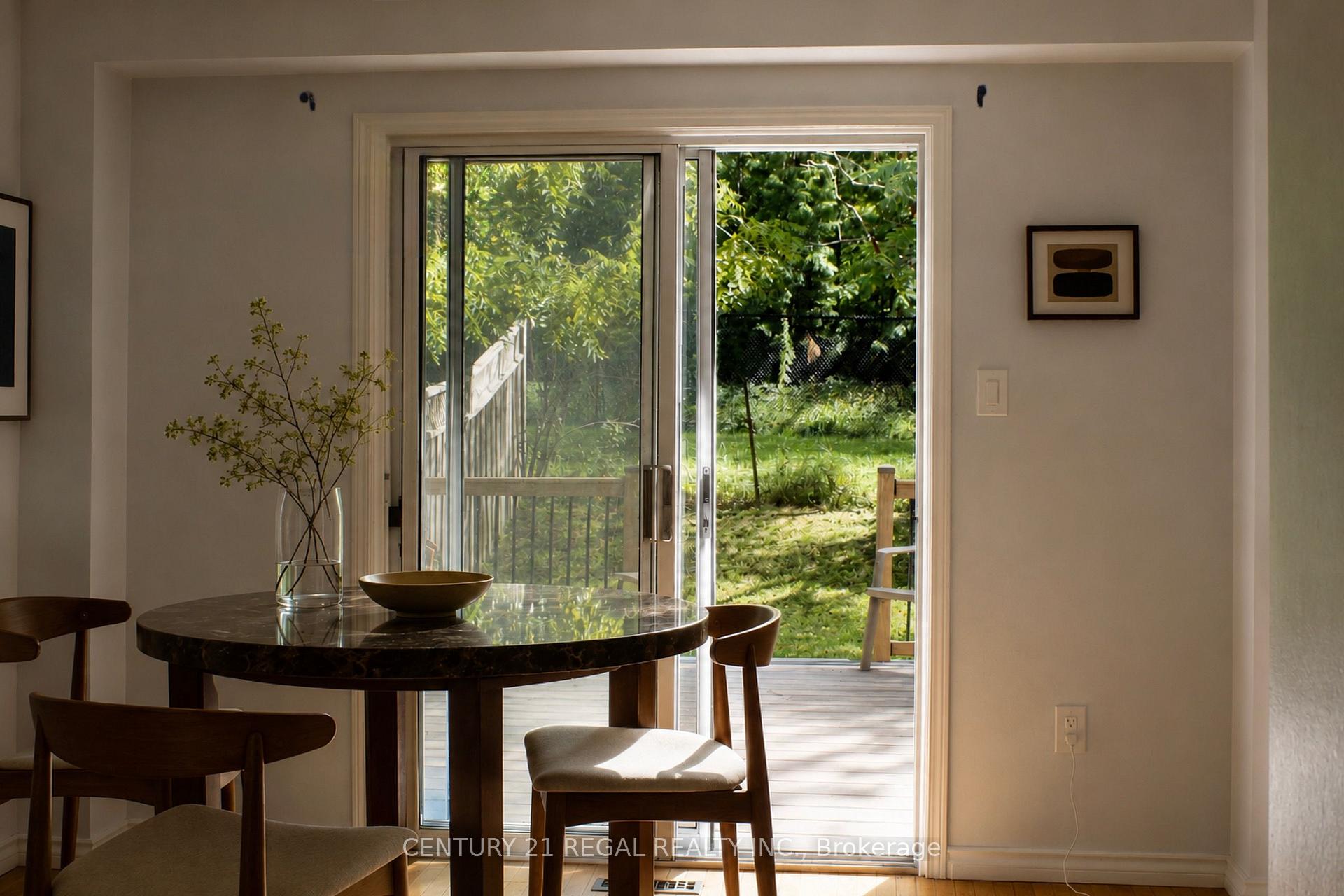 Photo 8 of 67 Fulton Crescent, Whitby, Williamsburg — HOMEH