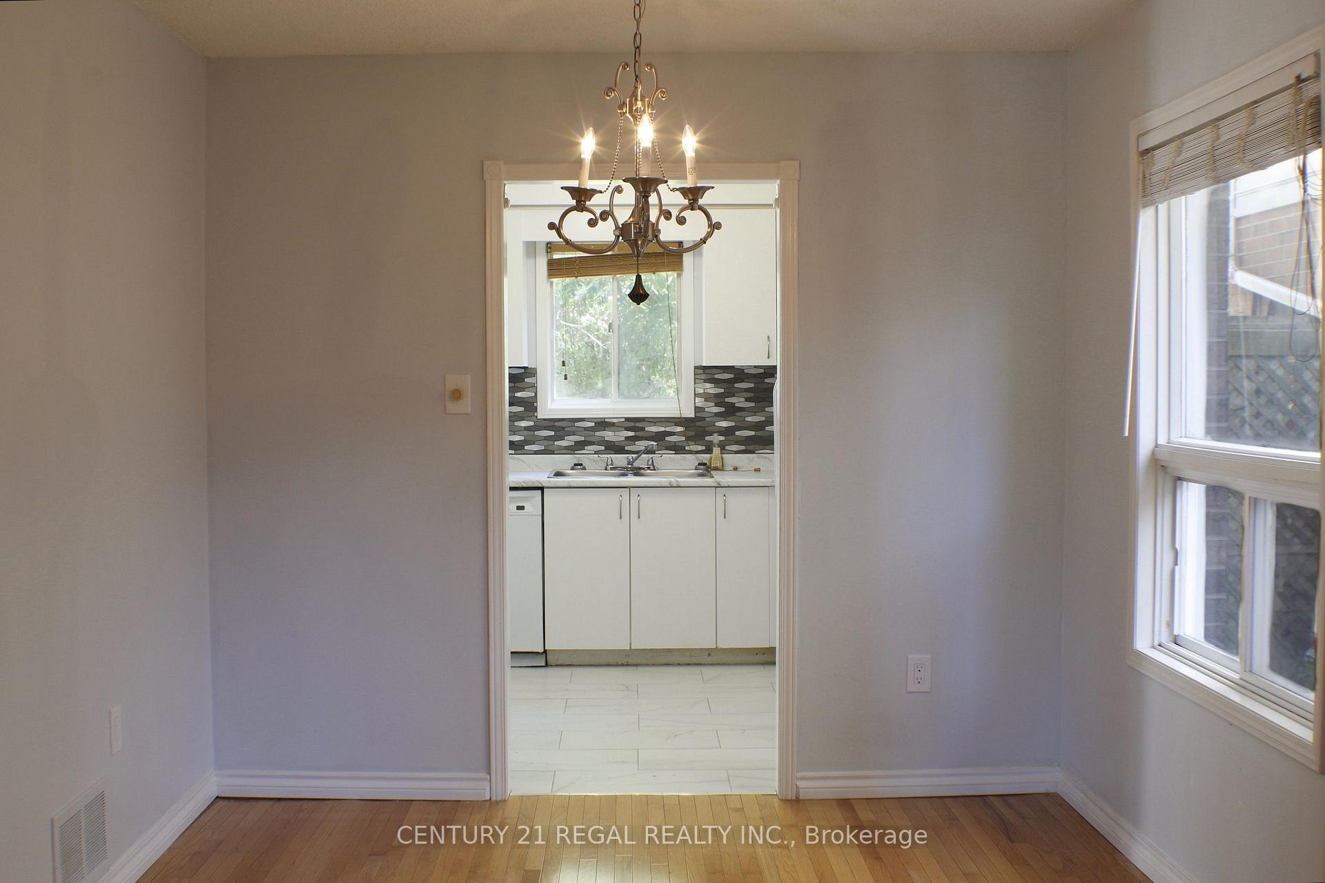 Photo 47 of 67 Fulton Crescent, Whitby, Williamsburg — HOMEH