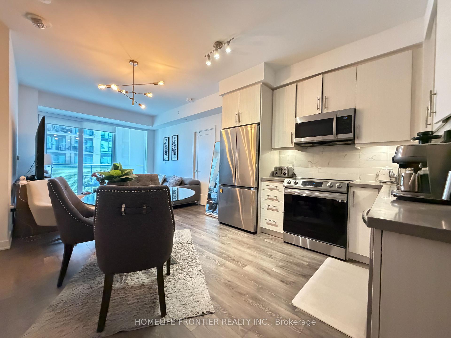 Photo 10 of Unit 607, 105 Oneida Crescent, Richmond Hill, Langstaff — HOMEH
