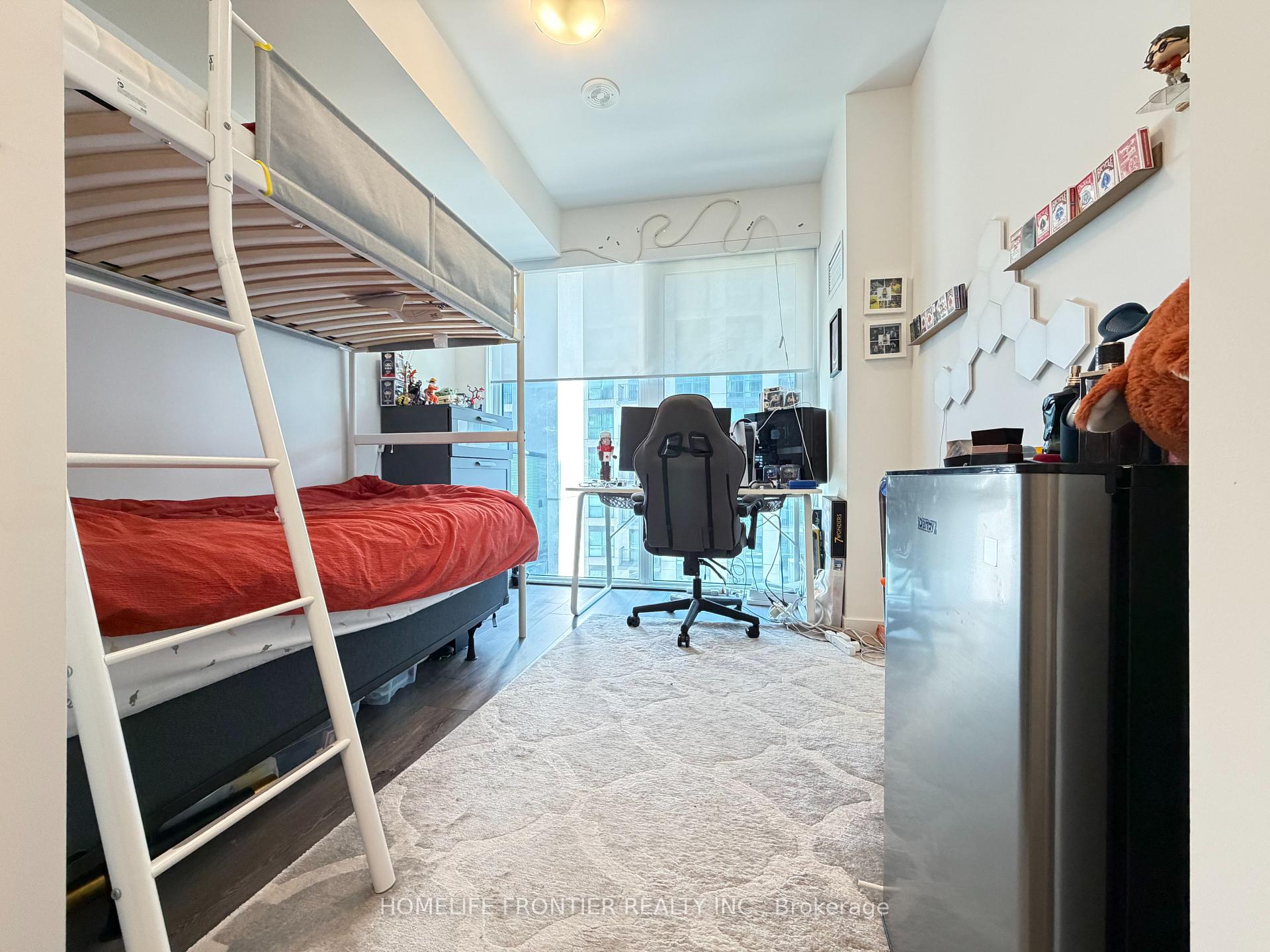 Photo 16 of Unit 607, 105 Oneida Crescent, Richmond Hill, Langstaff — HOMEH