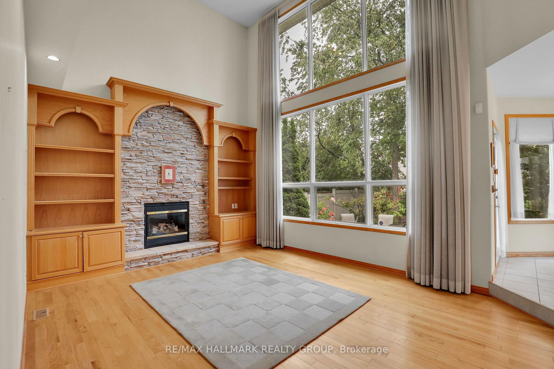 Photo 2 of 11 Riverstone Drive, Ottawa, Barrhaven - Stonebridge — HOMEH