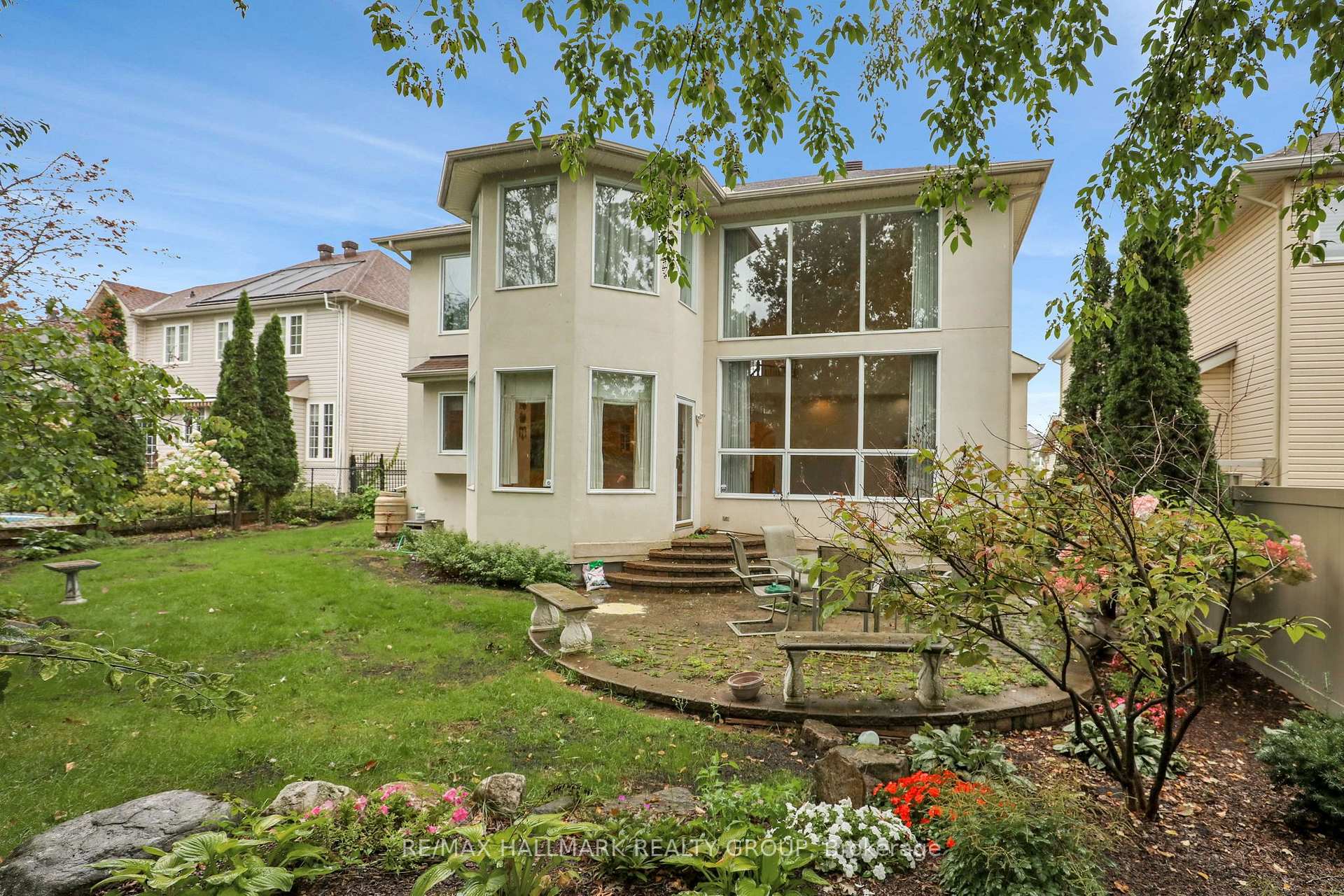Photo 15 of 11 Riverstone Drive, Ottawa, Barrhaven - Stonebridge — HOMEH