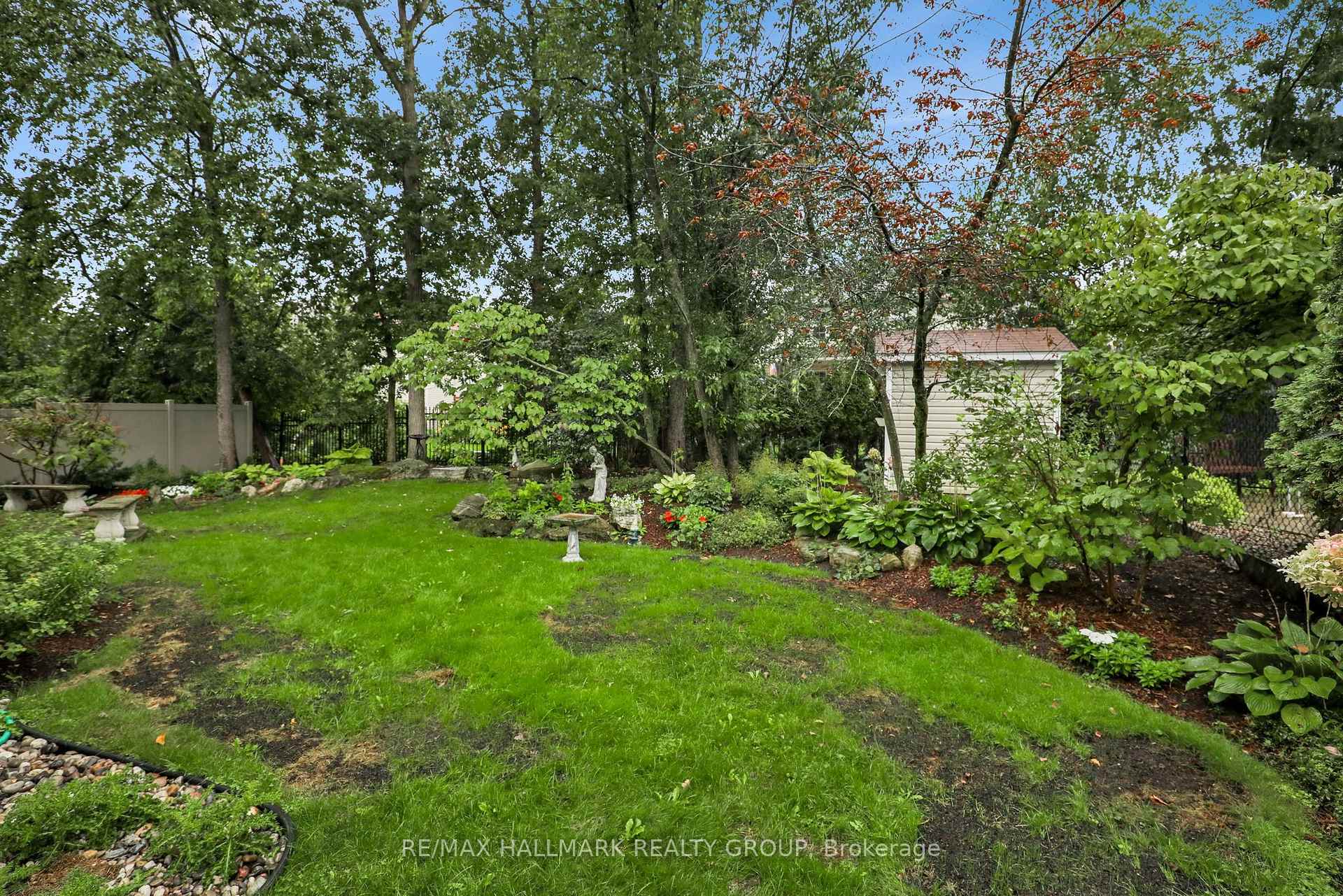 Photo 16 of 11 Riverstone Drive, Ottawa, Barrhaven - Stonebridge — HOMEH