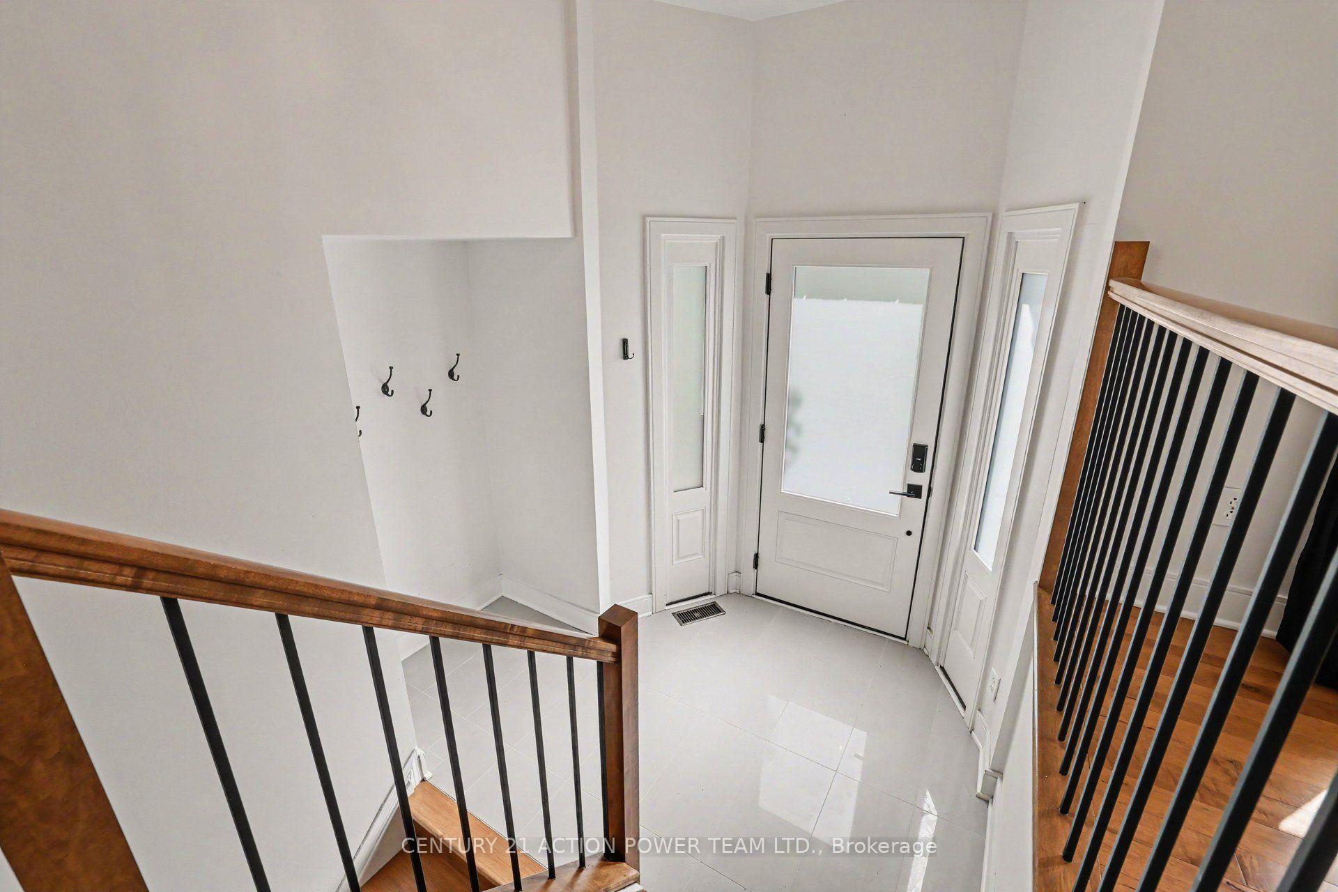 Photo 6 of 980 Galaxie Avenue, Ottawa, Navan — HOMEH