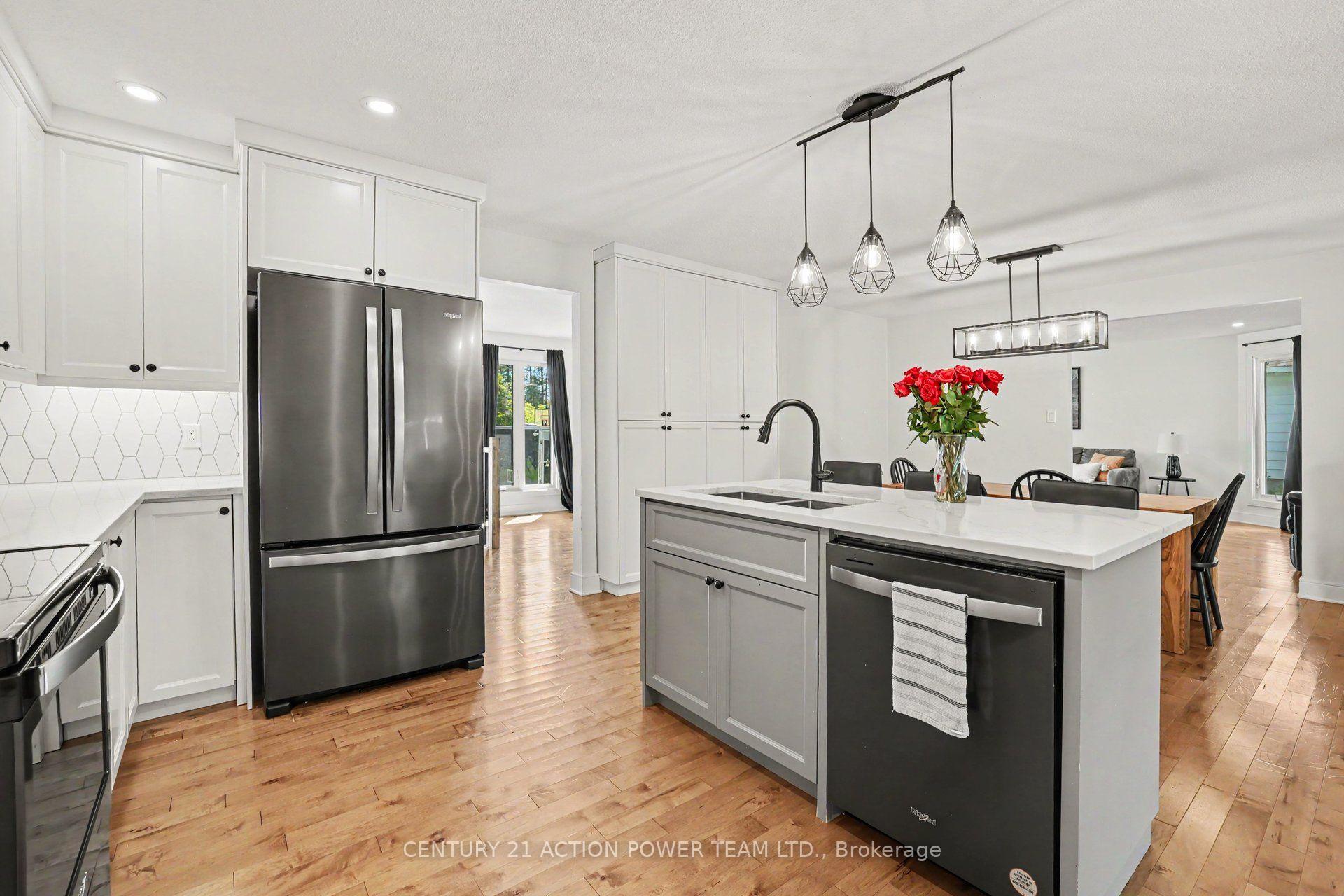 Photo 16 of 980 Galaxie Avenue, Ottawa, Navan — HOMEH