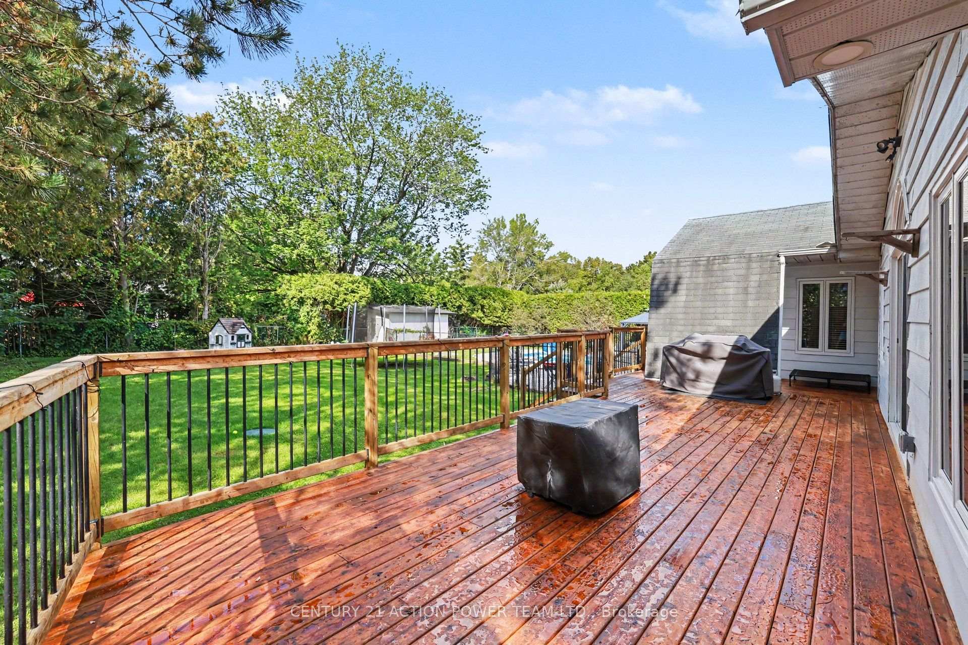 Photo 36 of 980 Galaxie Avenue, Ottawa, Navan — HOMEH