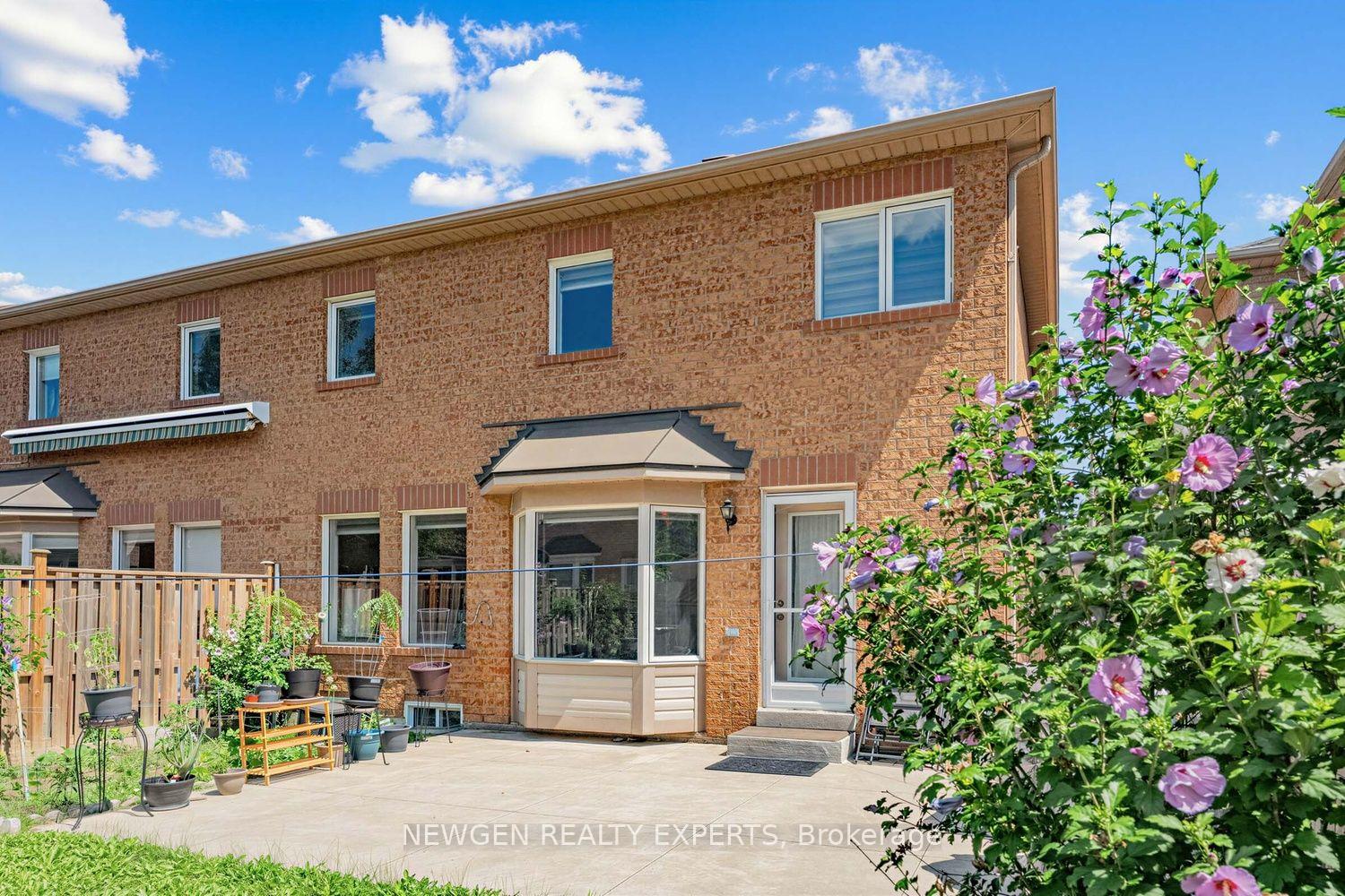 Photo 33 of 10 Checkerberry Crescent, Brampton, Sandringham-Wellington — HOMEH