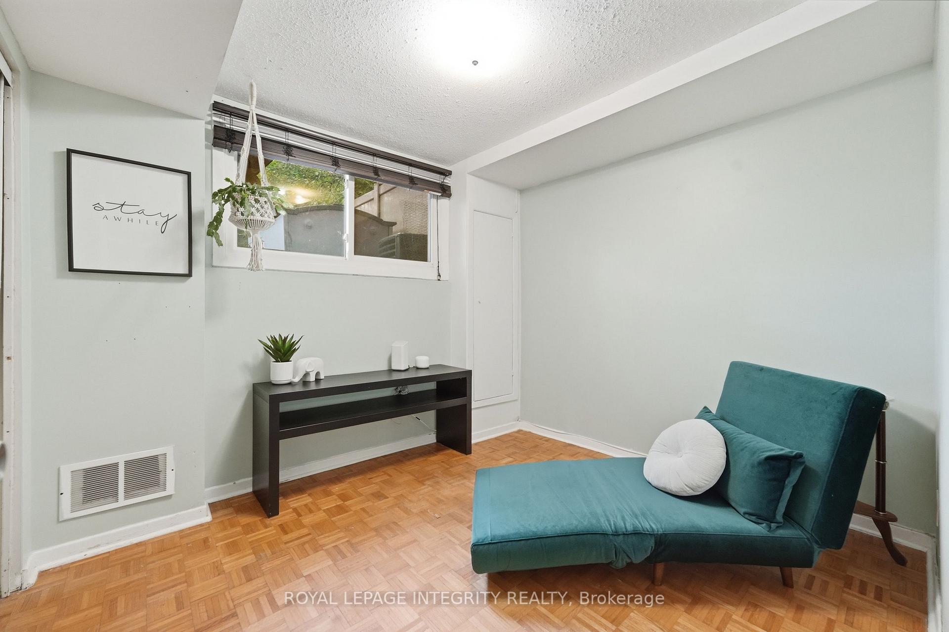 Photo 26 of 26 Woodmount Crescent, Ottawa, Borden Farm/Stewart Farm/Carleton Heights/Parkwood Hills — HOMEH